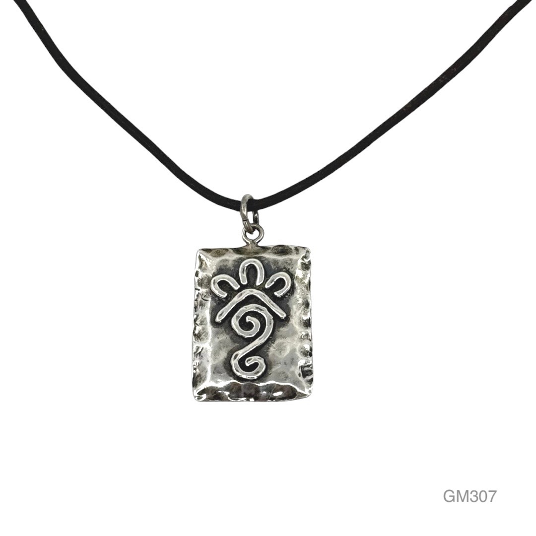GGIII Mexican sterling silver pendant leather necklace - GM307