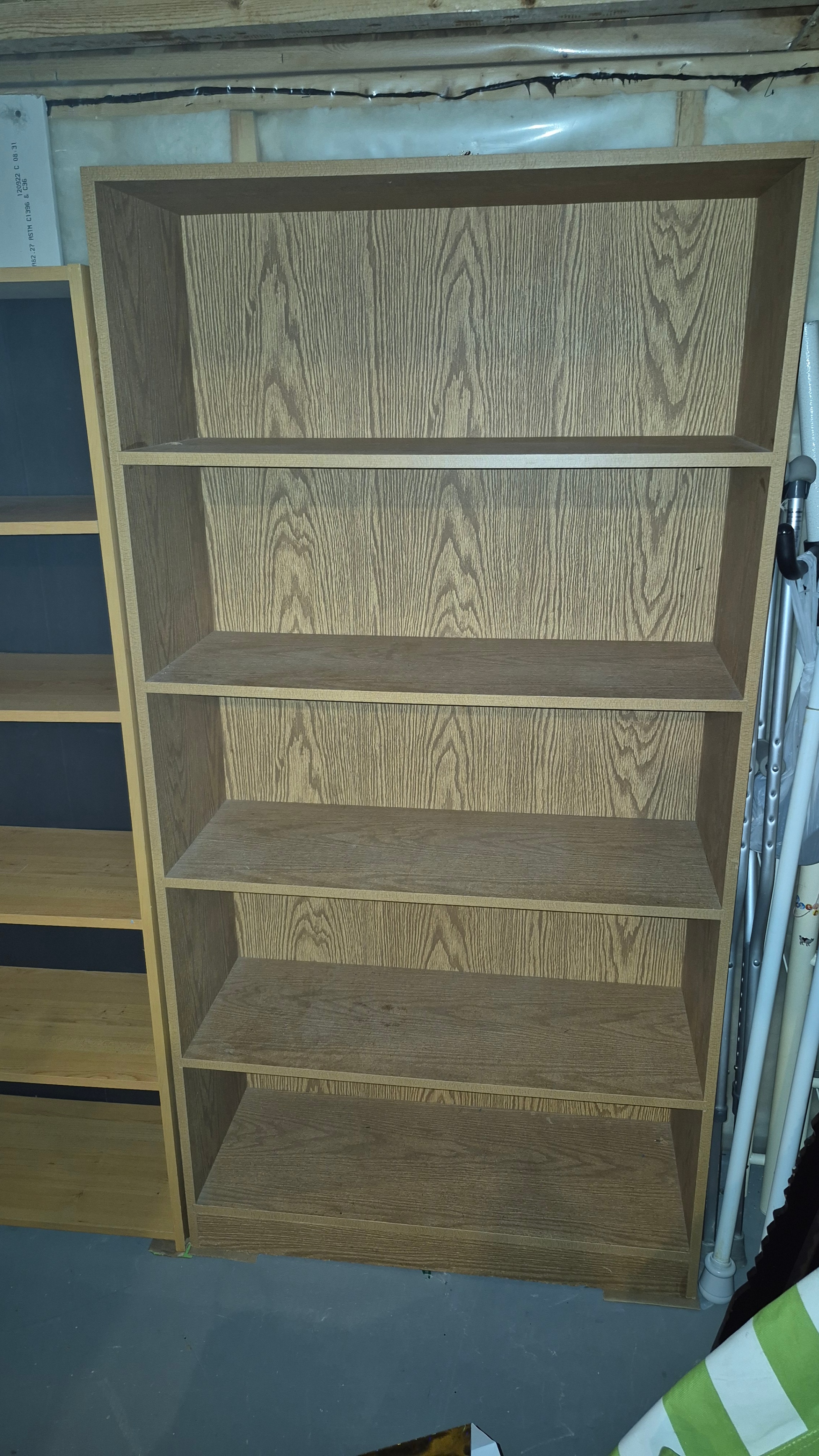 Wood Grain Bookshelf - photo 2