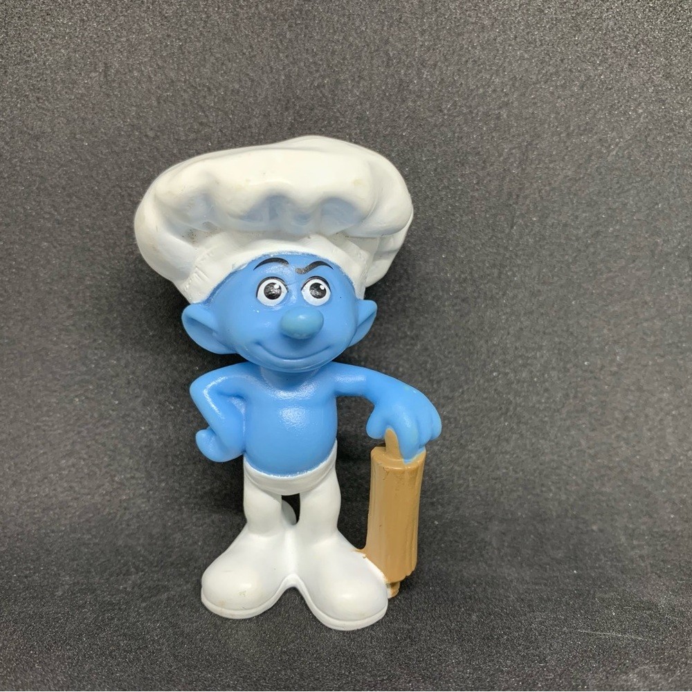 McDonald's Smurf Collectible Baker Toy - photo 2