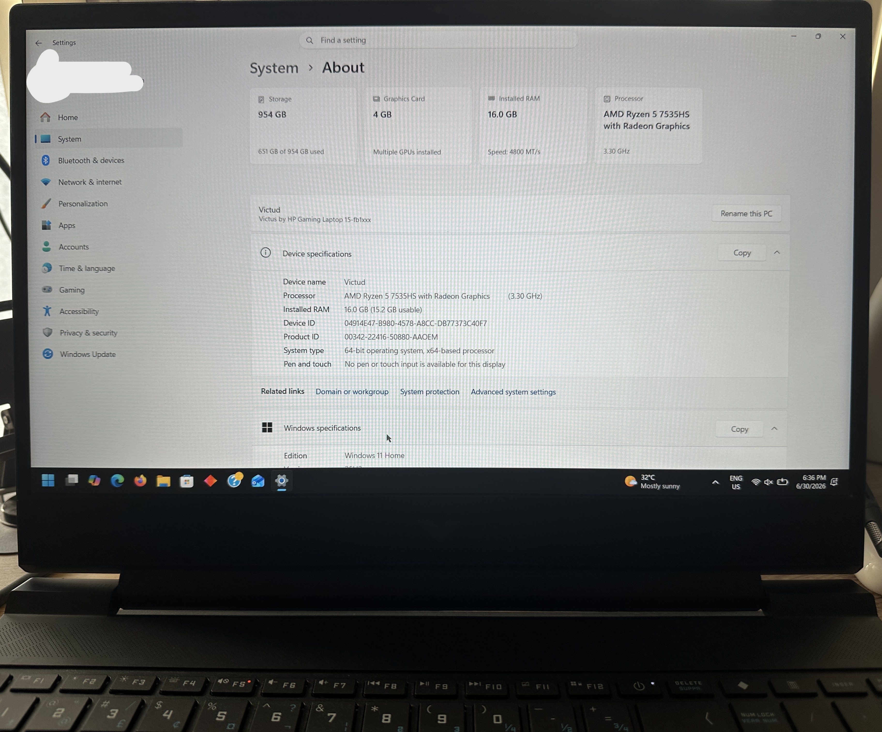 HP Victus 15.6 Gaming Laptop 15-fb1000ca