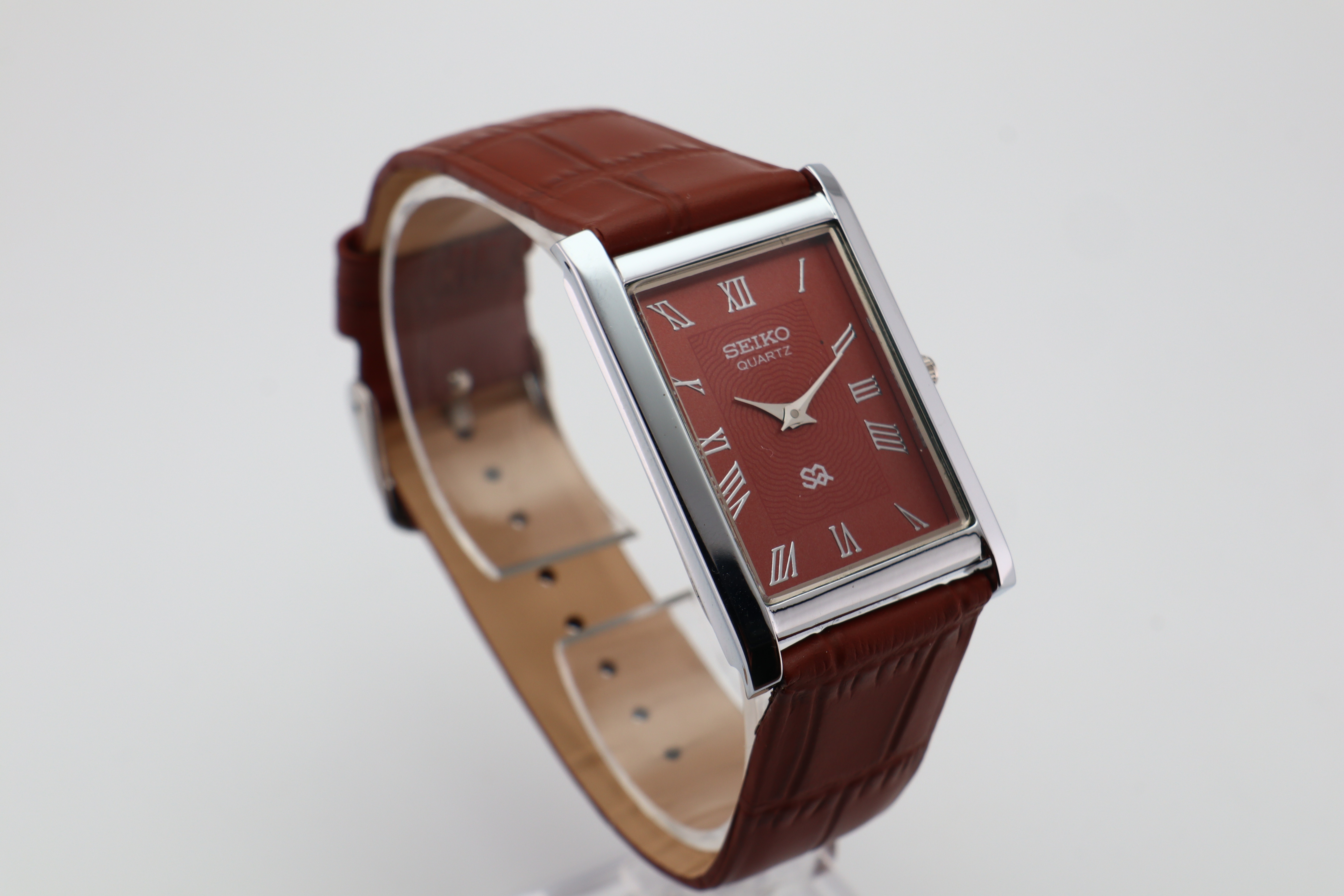 Refurbished Vintage Slim Tank Men’s Watch