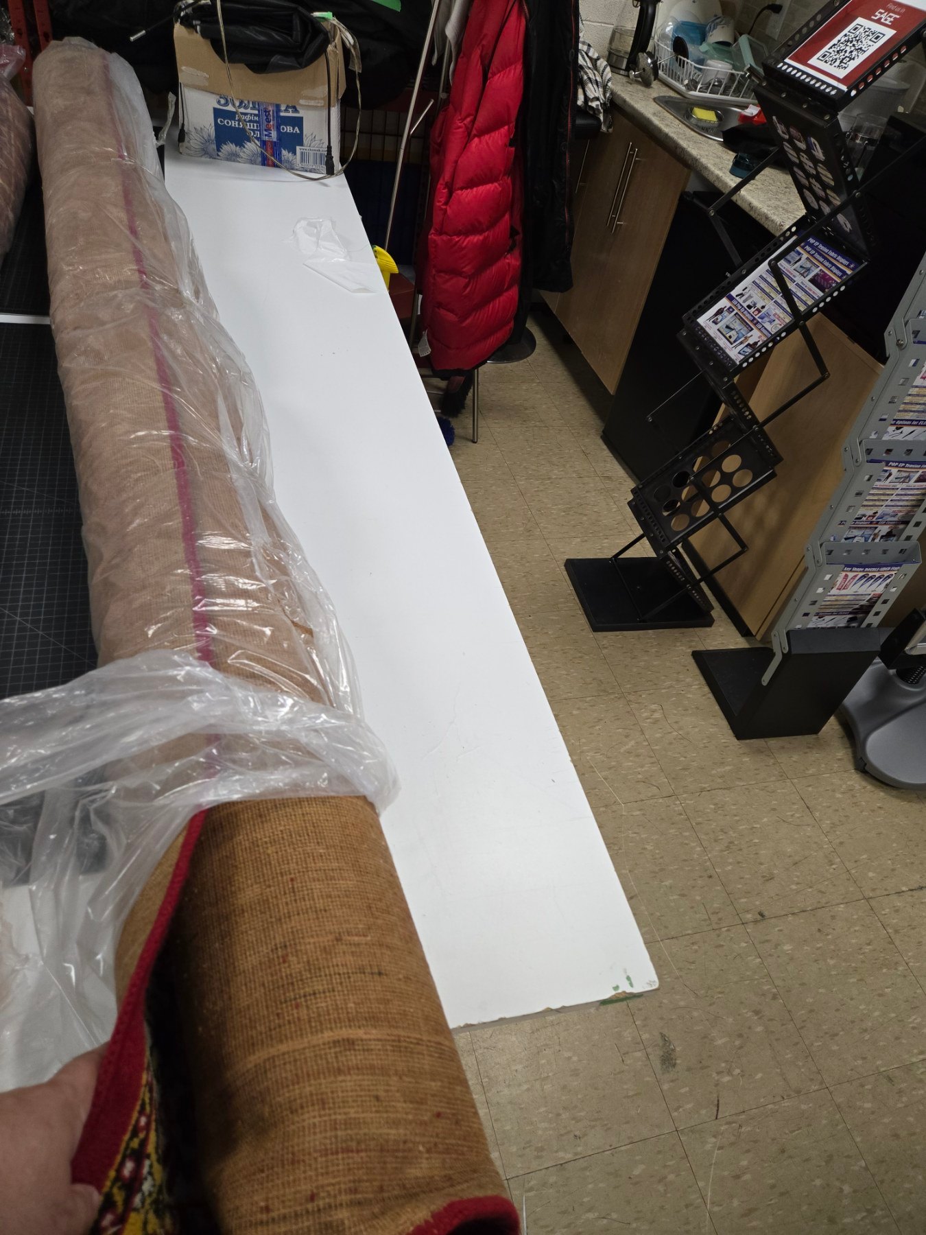Large 8x11 Persian-Style Area Rug – Freshly Cleaned & Wrapped