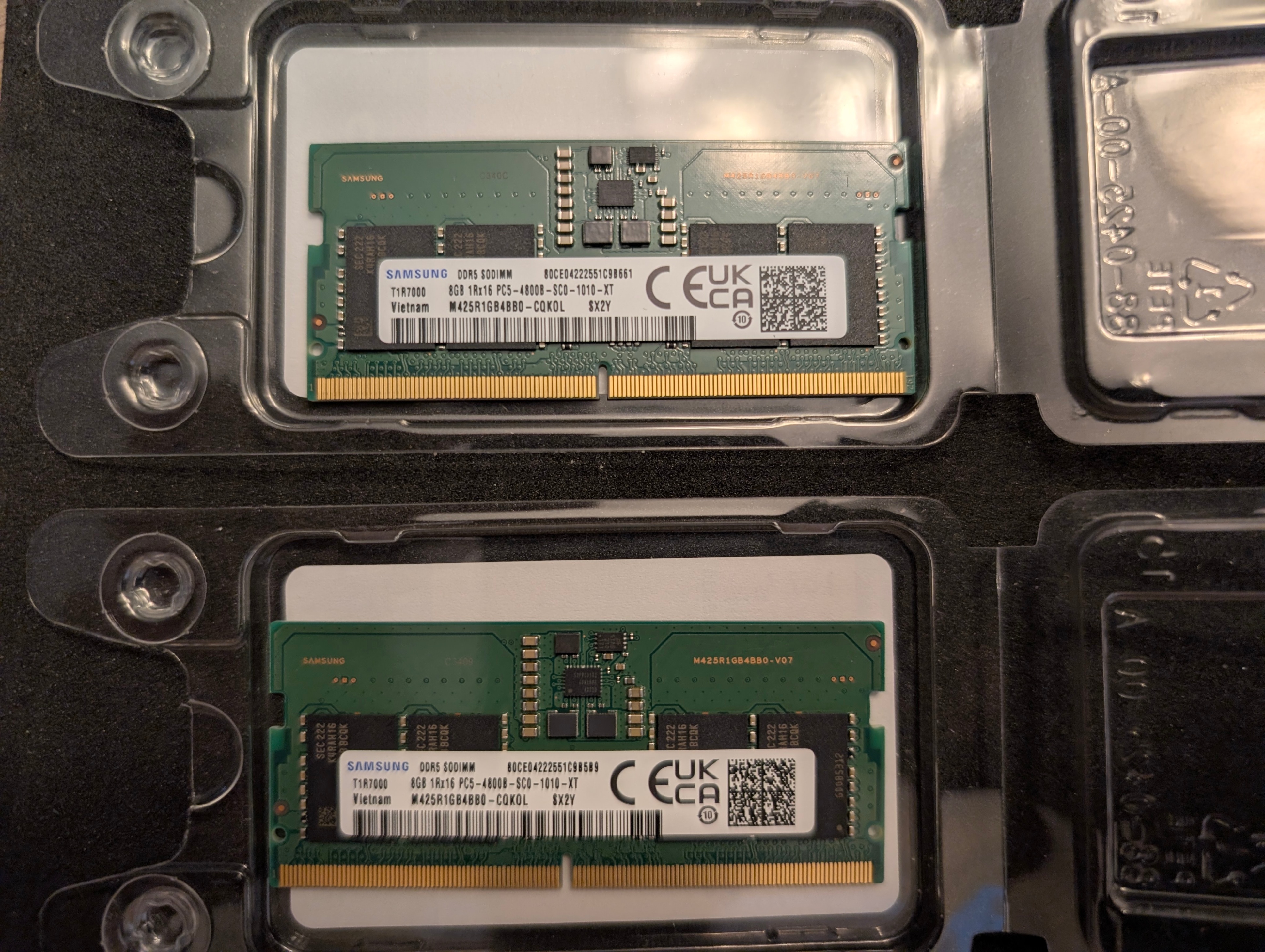 16GB - 2 x 8GB DDR5 SODIMM 4800 Laptop RAM kit
