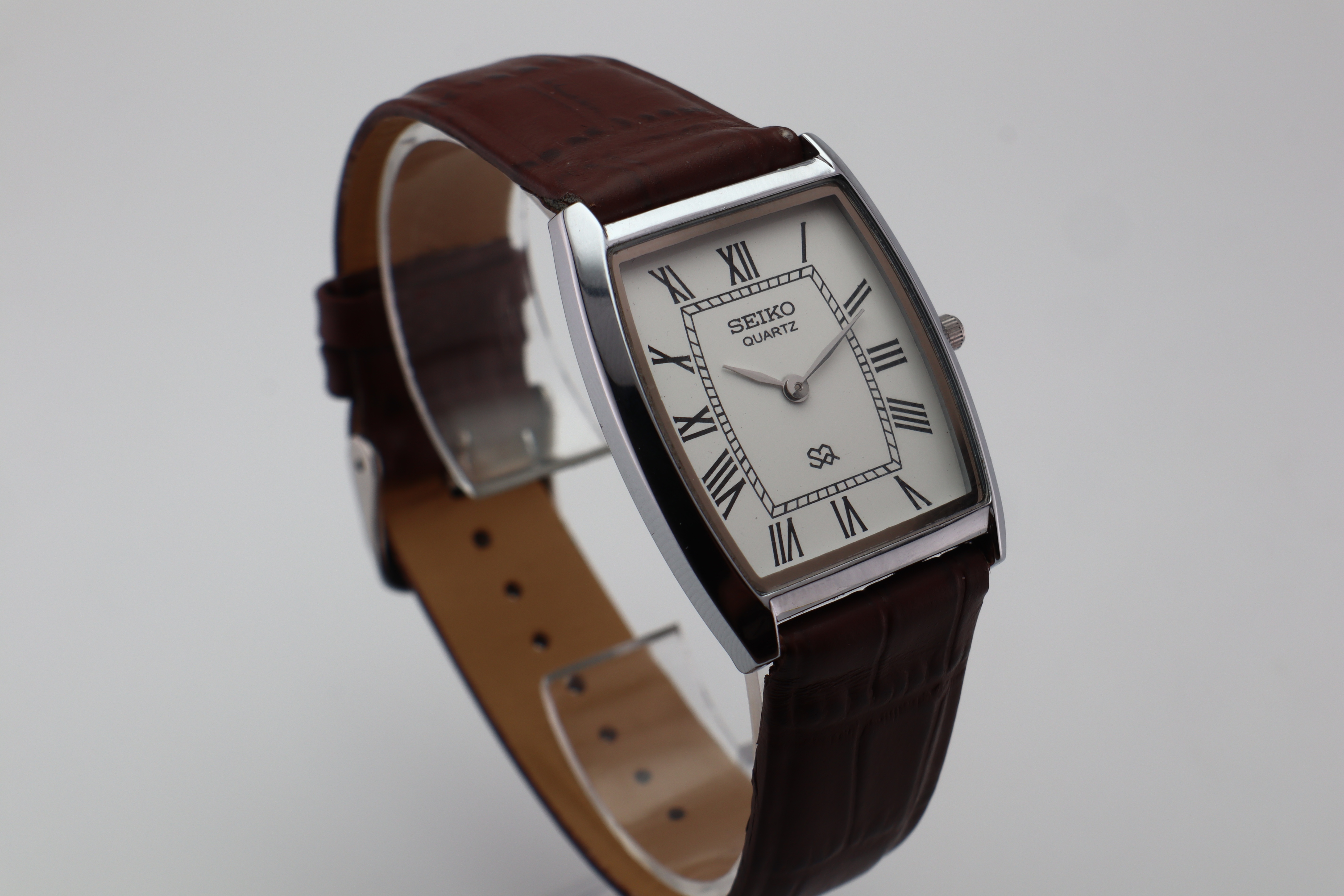 Refurbished Vintage Barrel Tank Men’s Watch