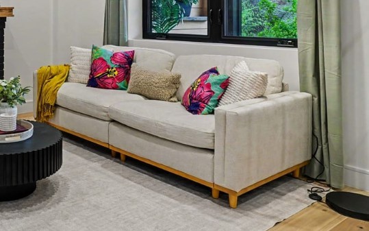 BRAND NEW-Sectional Sofa & Ottoman - photo 3