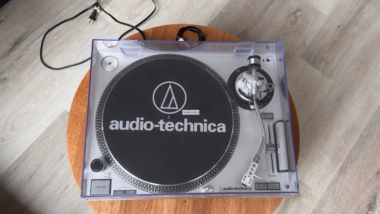Audio-Technica AT-LP120-USB Direct Drive Turntable