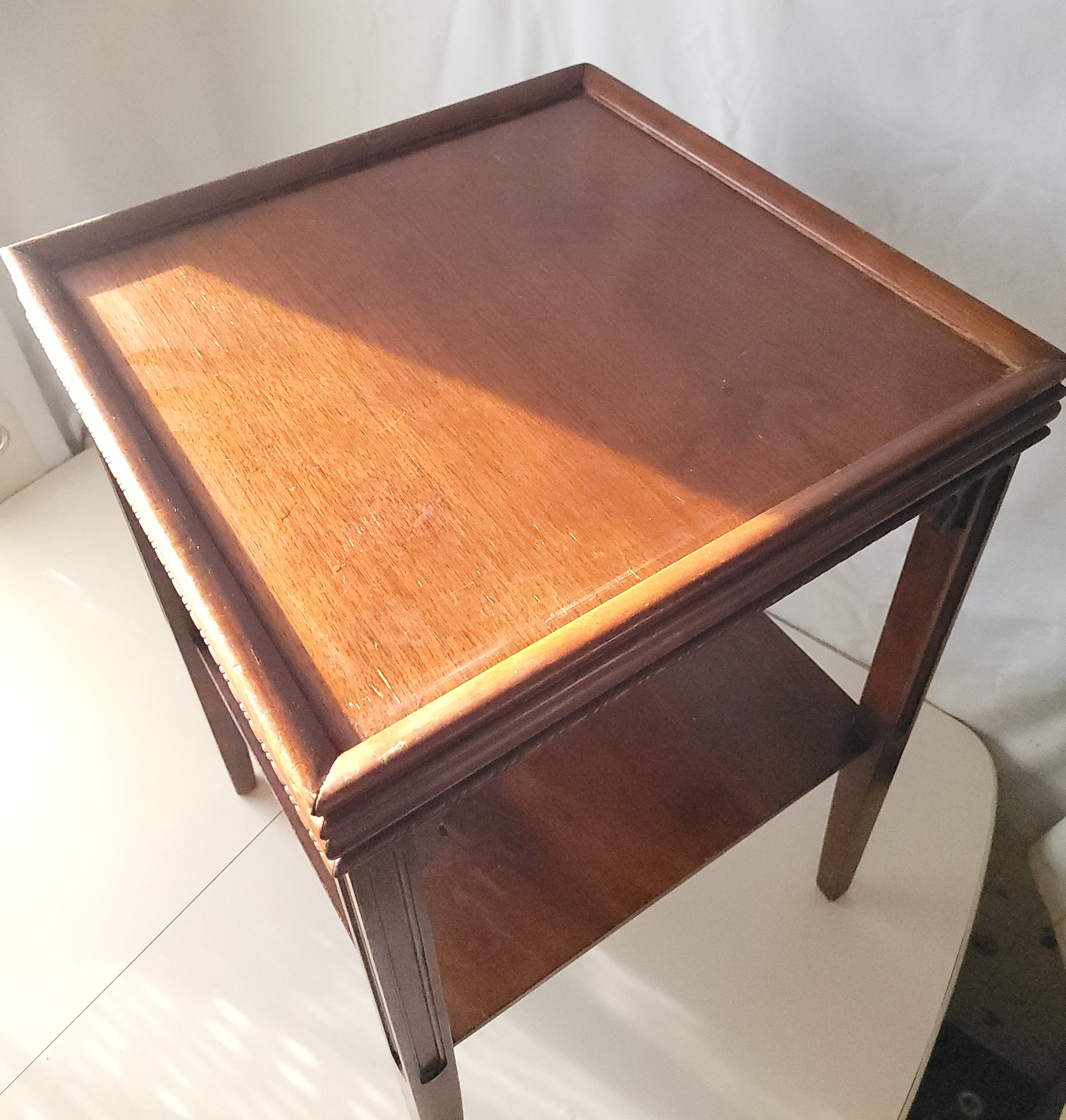 1930s Mahogany Two-Tier Side Table - 18" x 18" x 26" - photo 3