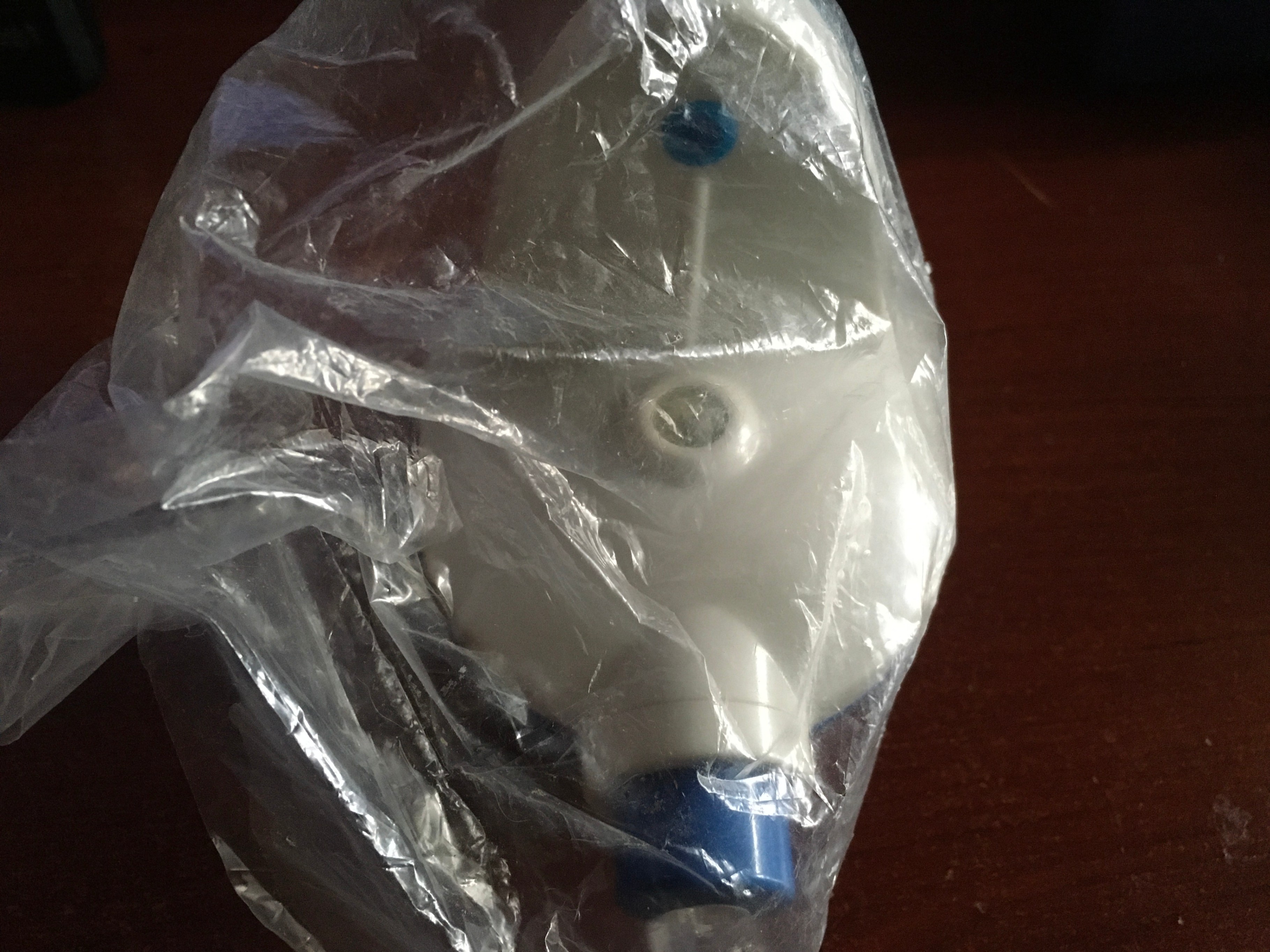 Automatic Squeeze Toothpaste Dispenser - photo 3