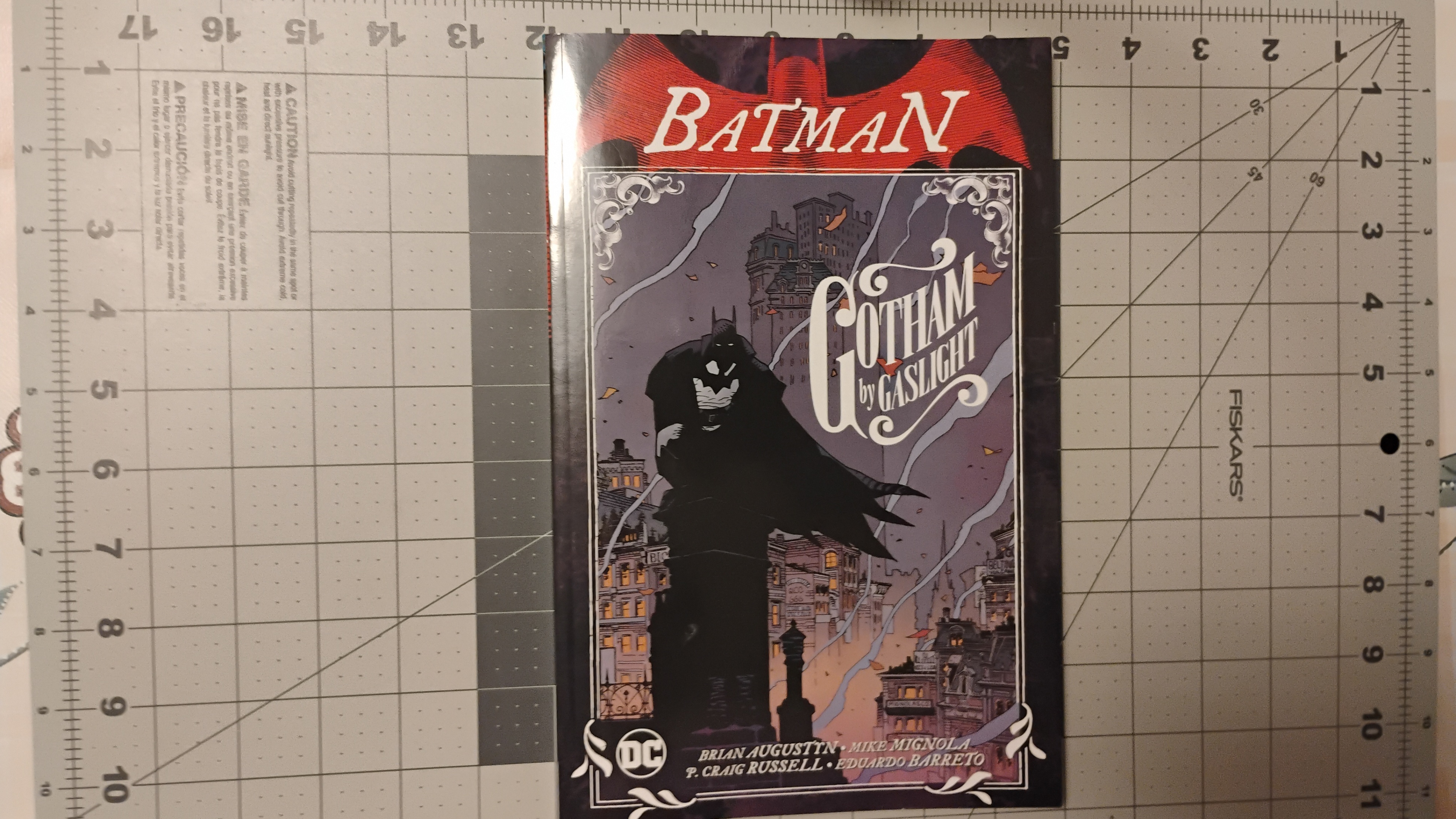 Batman: Gotham By Gaslight DC Comics Deluxe Edition TPB