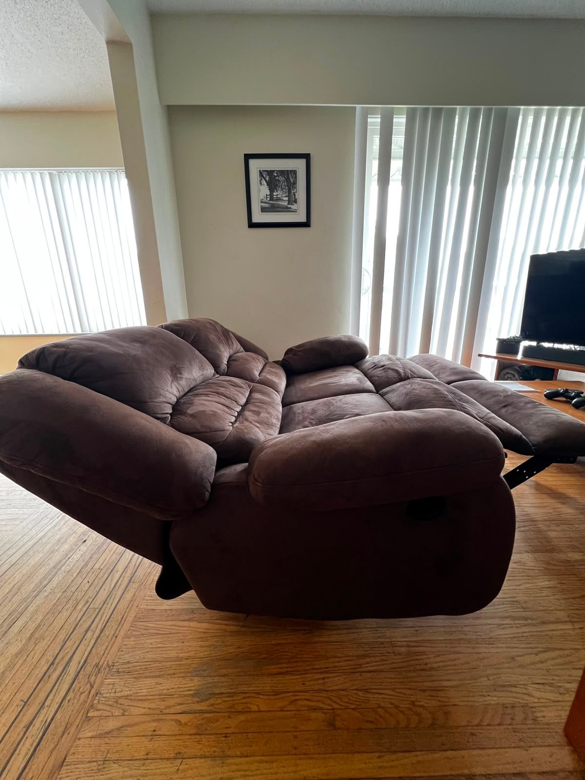 Brown Reclining Sofa - photo 4