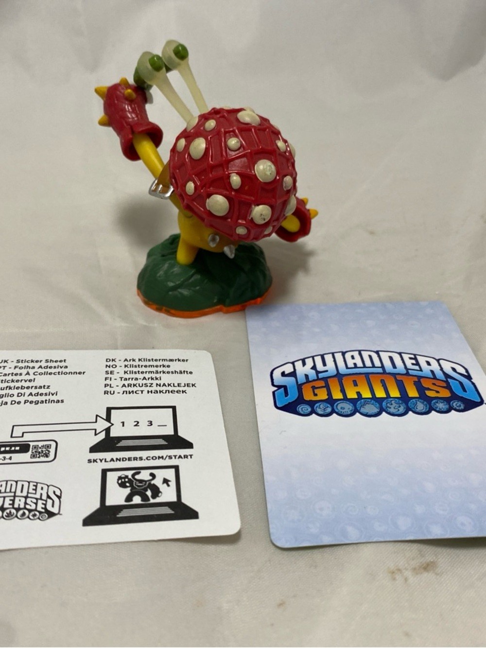 Skylanders Giants SHROOMBOOM Series 1 Figure w/ Card & Sticker S - photo 2