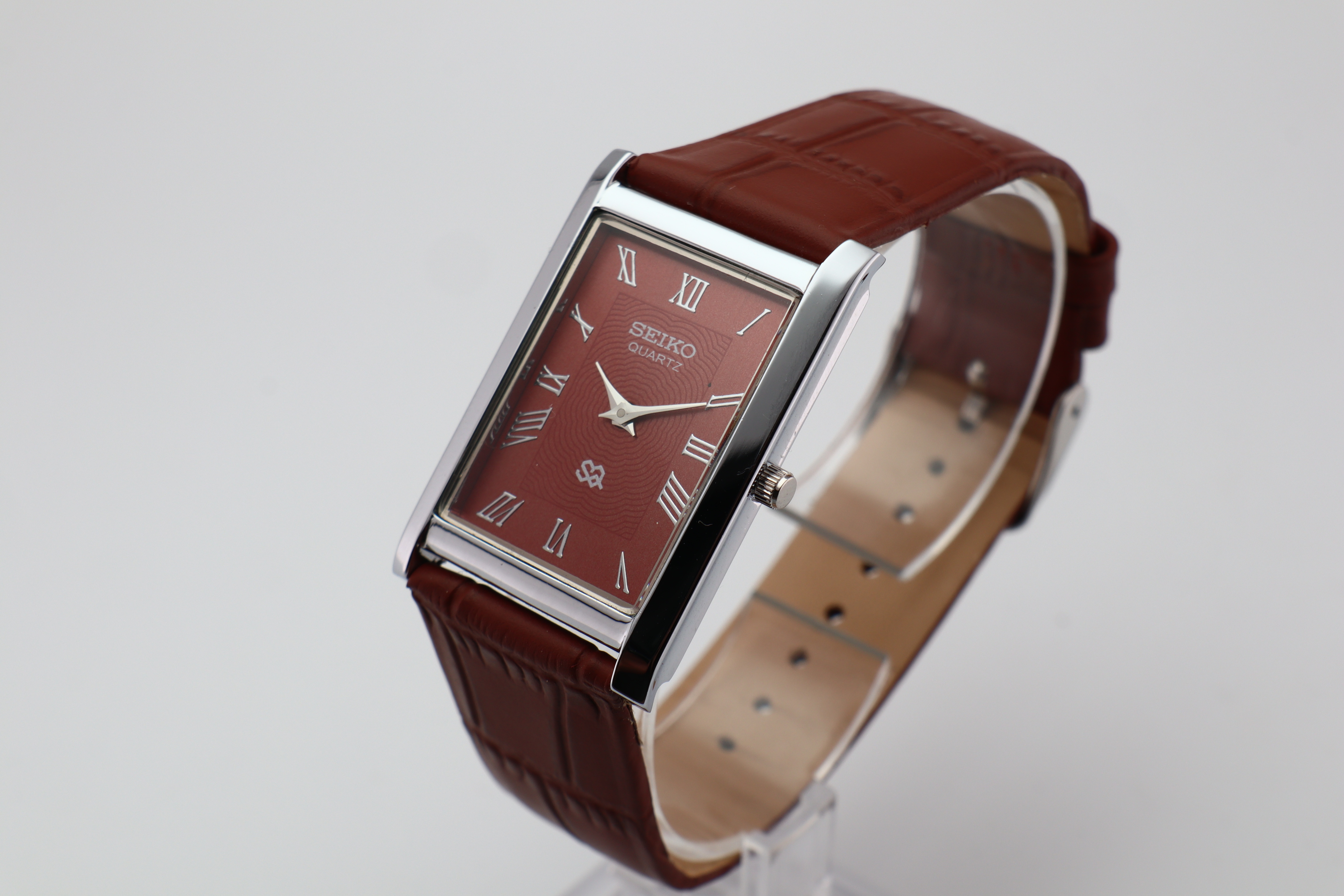 Refurbished Vintage Slim Tank Men’s Watch - photo 3