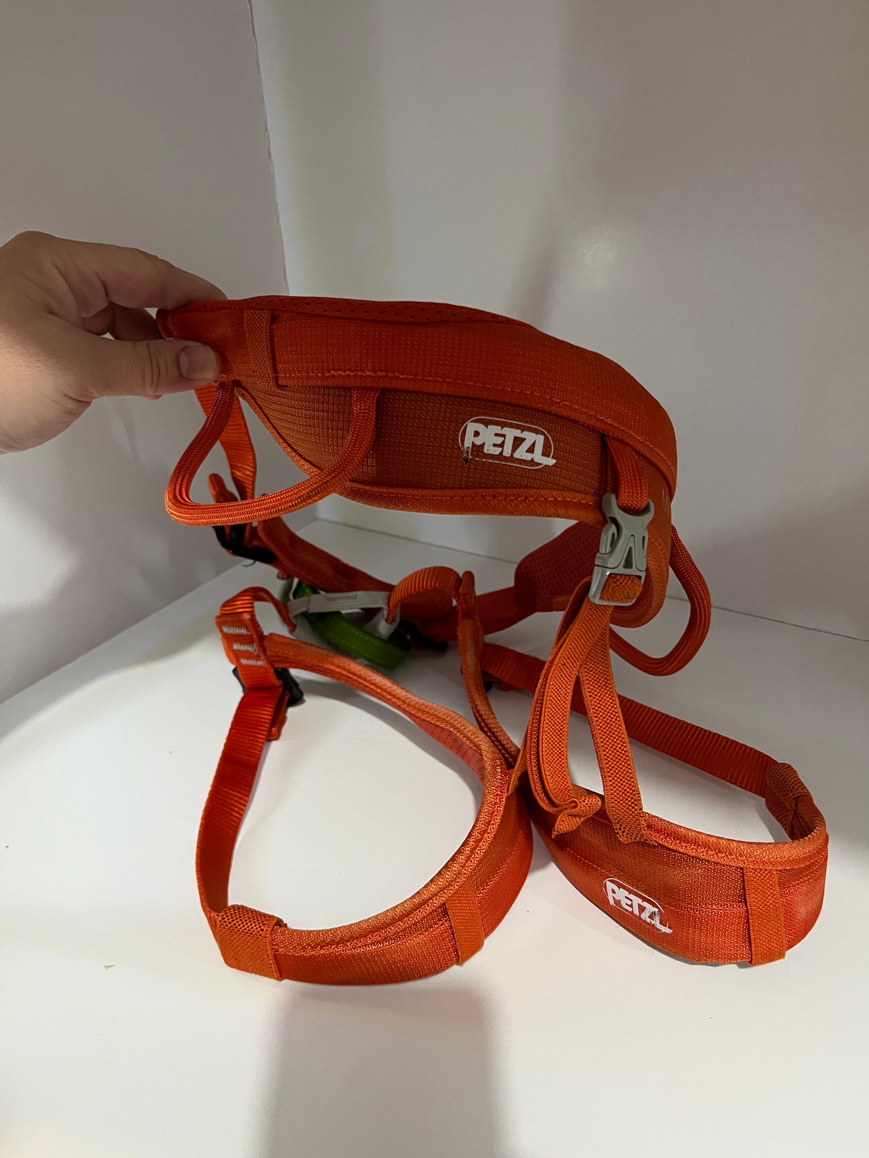 Petzl MACCHU Kids Climbing Harness – Adjustable, One Size