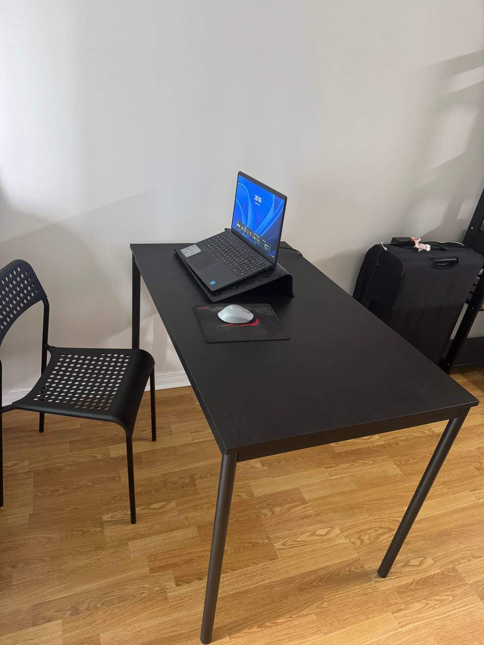 🧡IKEA SANDSBERG Black Desk / Table (DELIVERY AVAILABLE) - photo 2