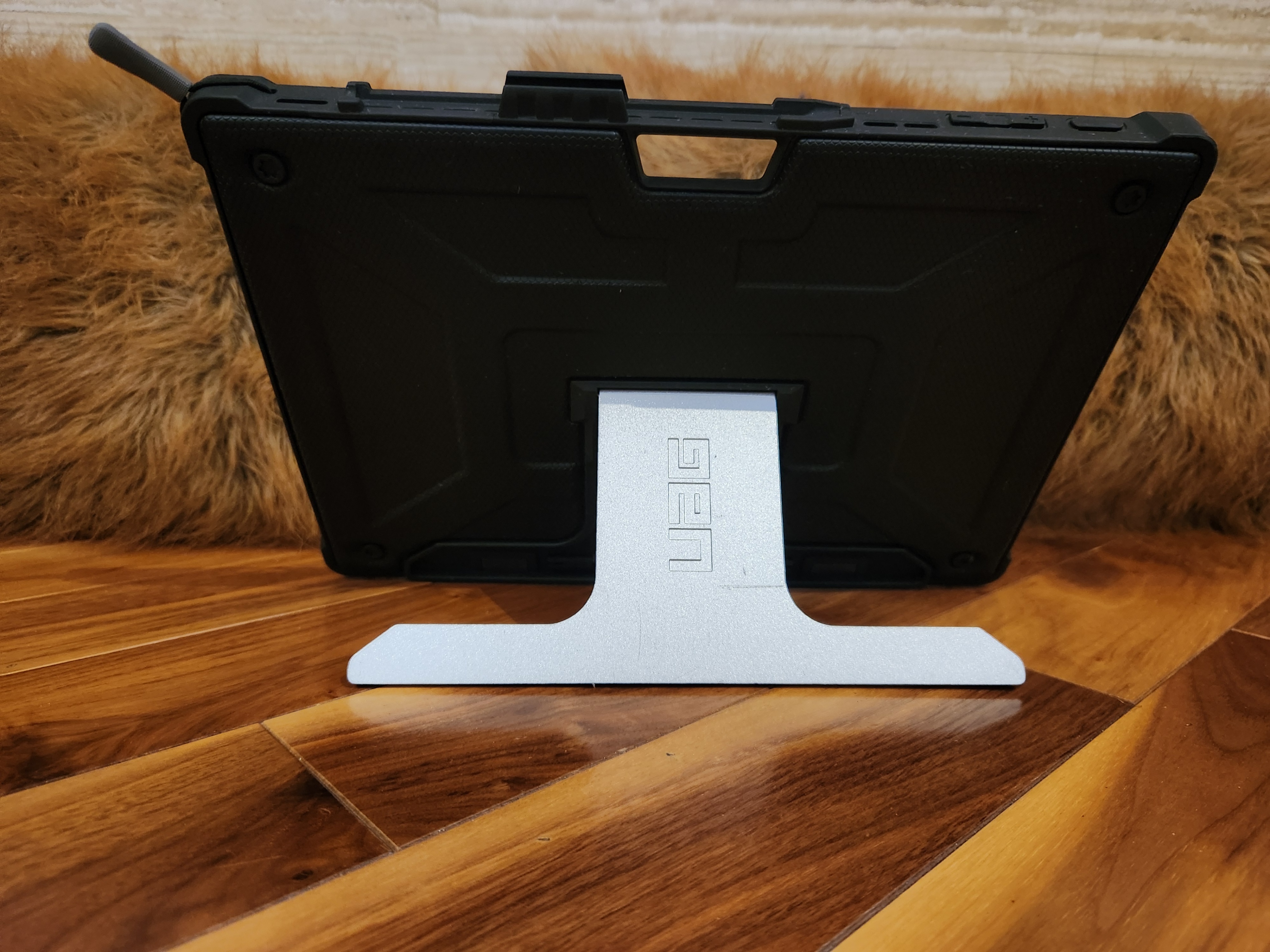 UAG Case for surface pro 4/5/6/7/7+ - photo 3
