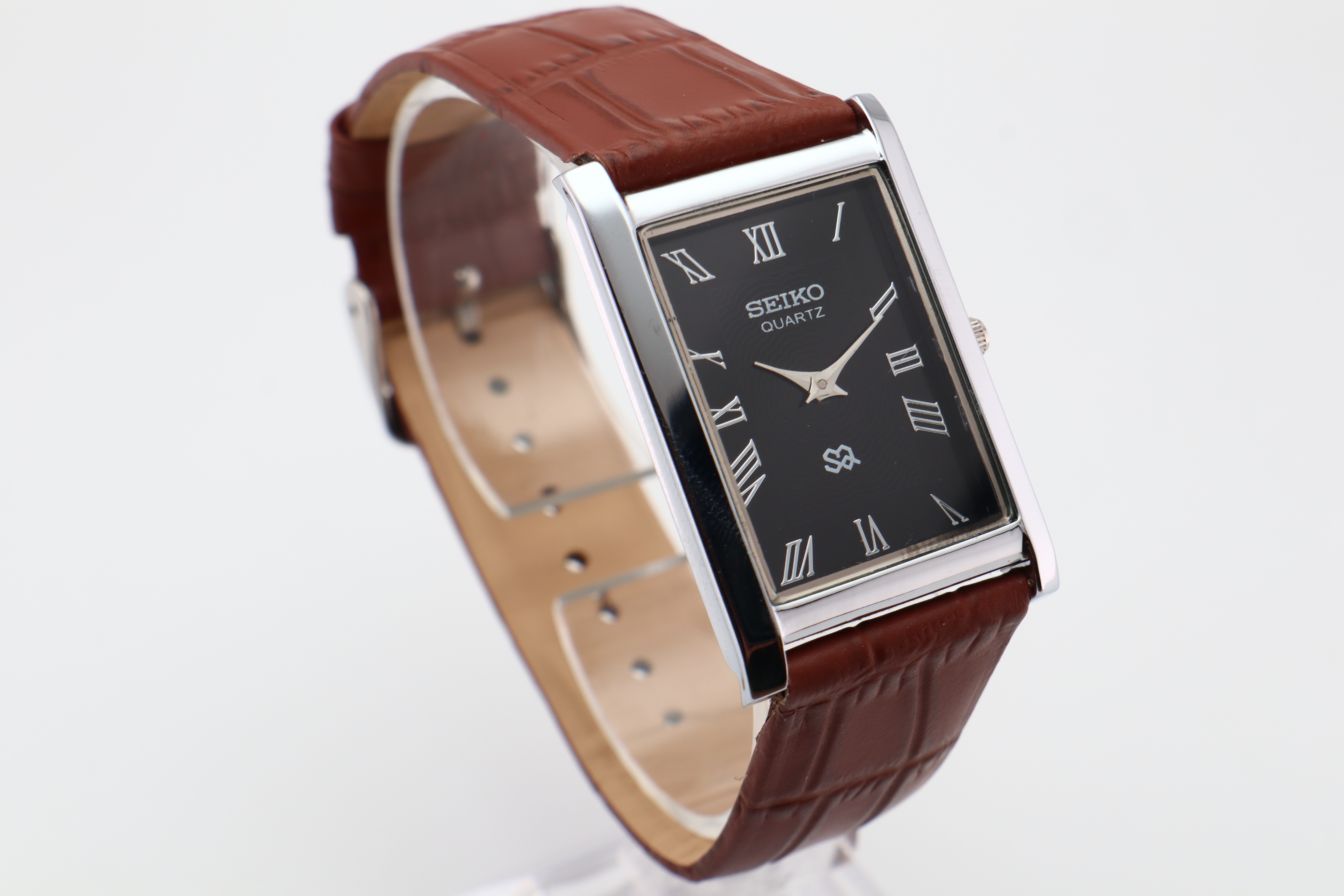 Refurbished Vintage Slim Tank Men’s Watch