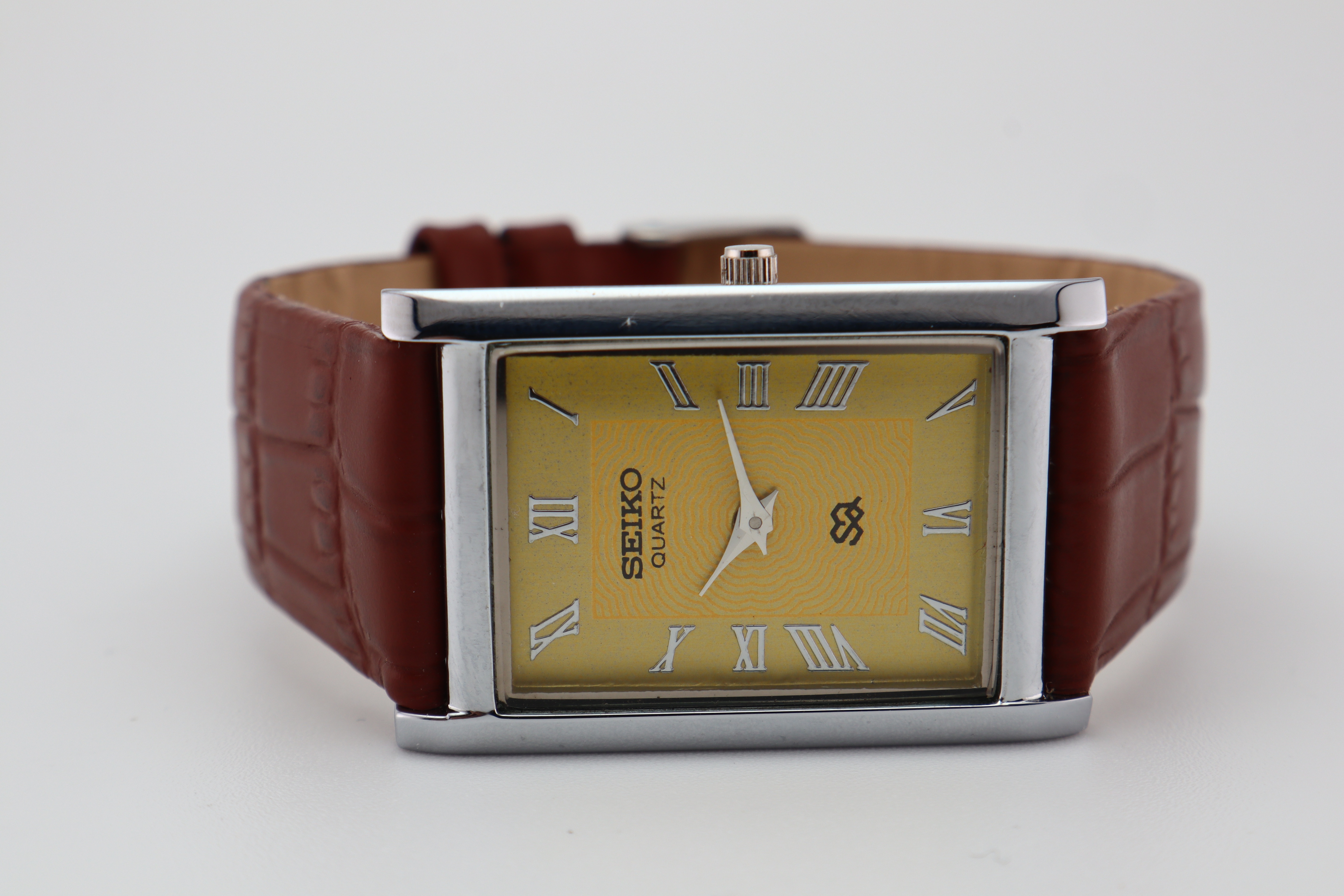Refurbished Vintage Slim Tank Men’s Watch - photo 4