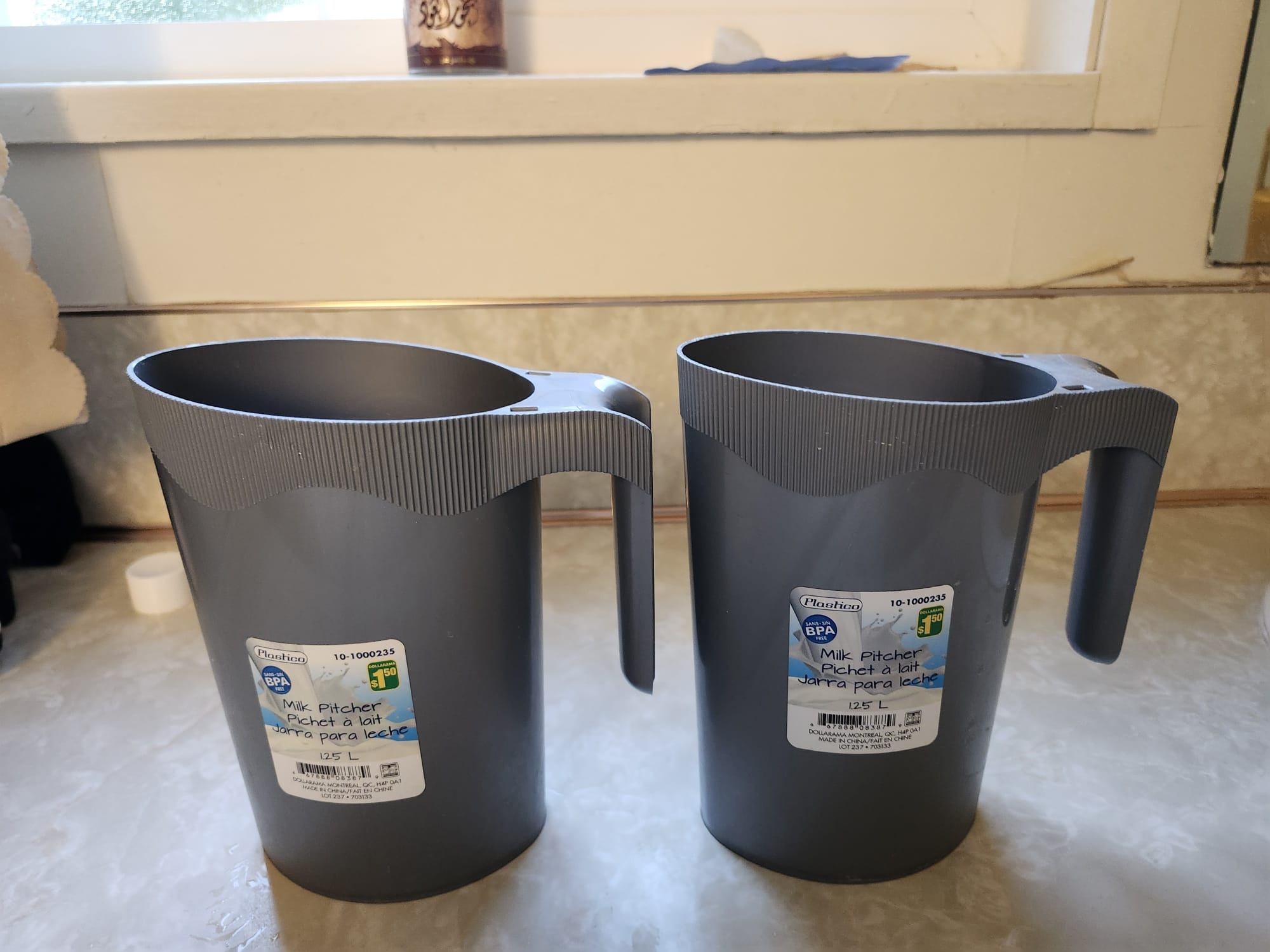 Plastic Milk Pitchers – 2 included - photo 2