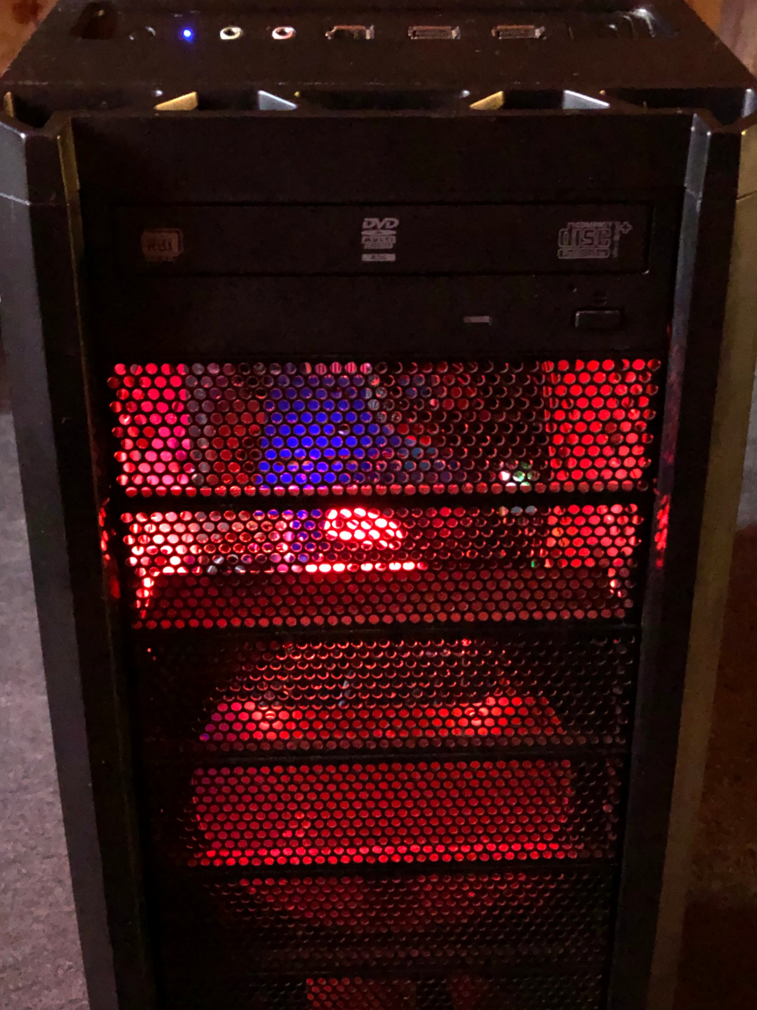 Custom i7 9700k gaming pc - photo 2