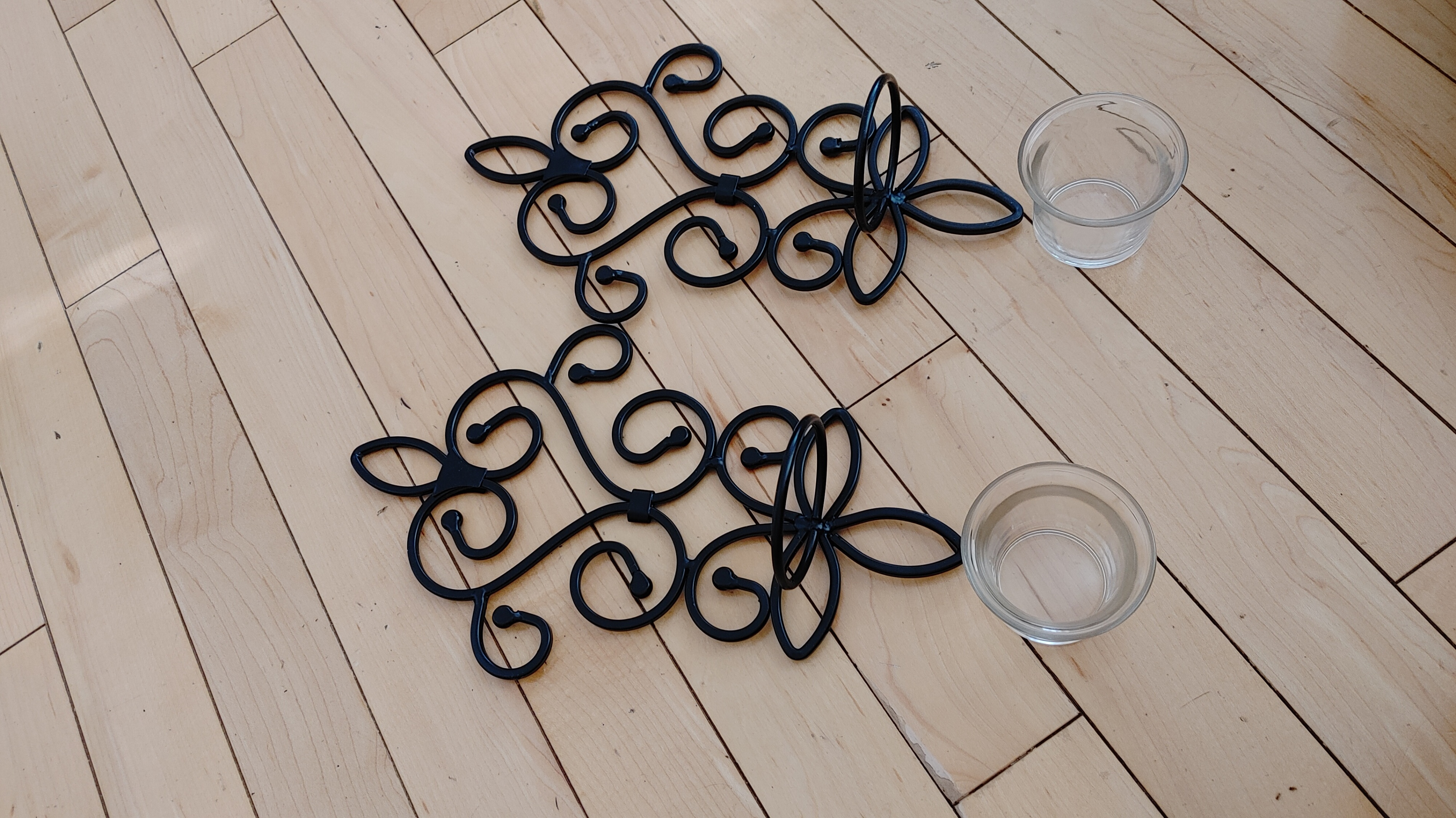 Hometrends Set of 2 Iron Scroll Wall Sconces - photo 5