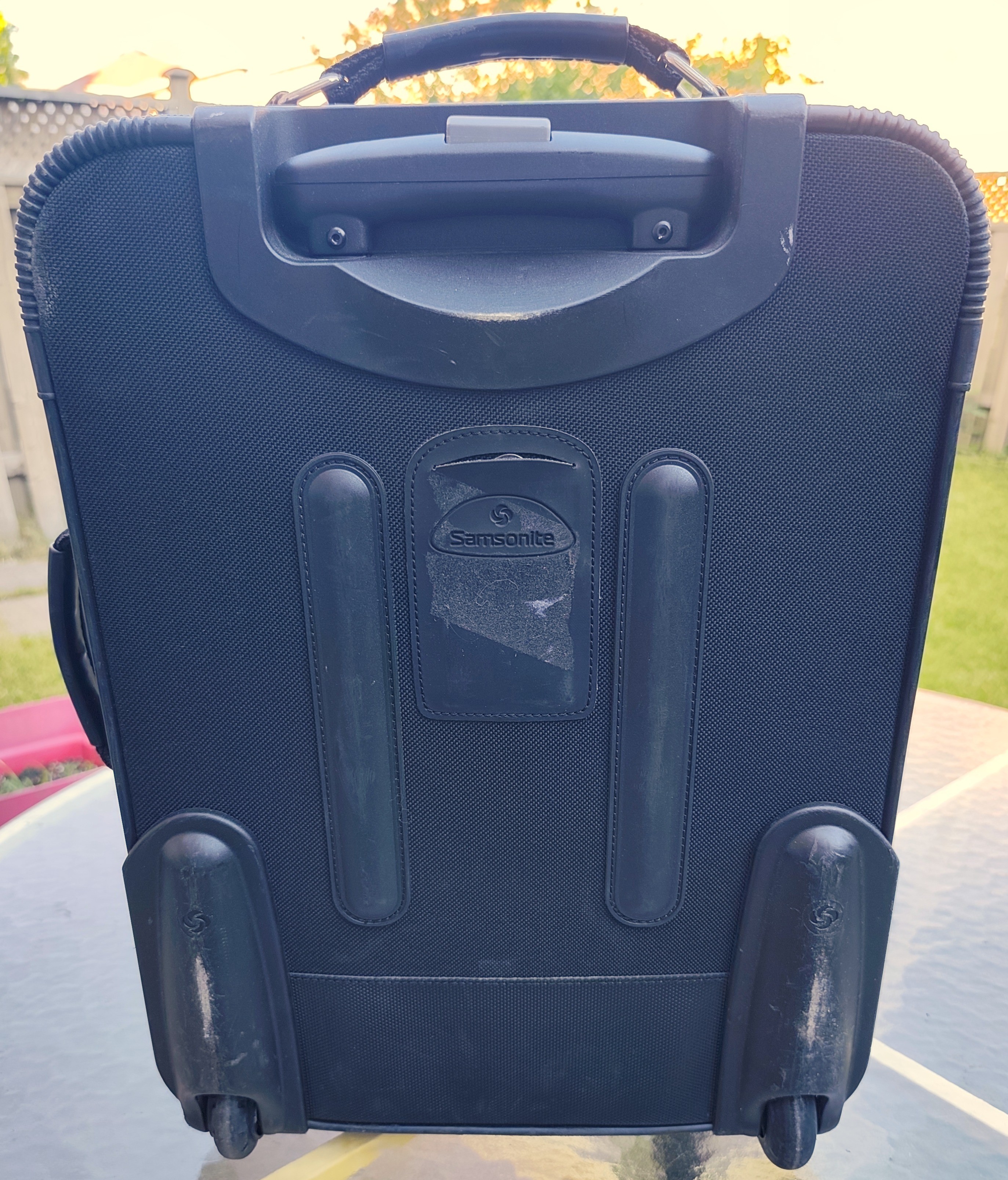 Samsonite carry on luggage with telescopic pull handle - photo 3