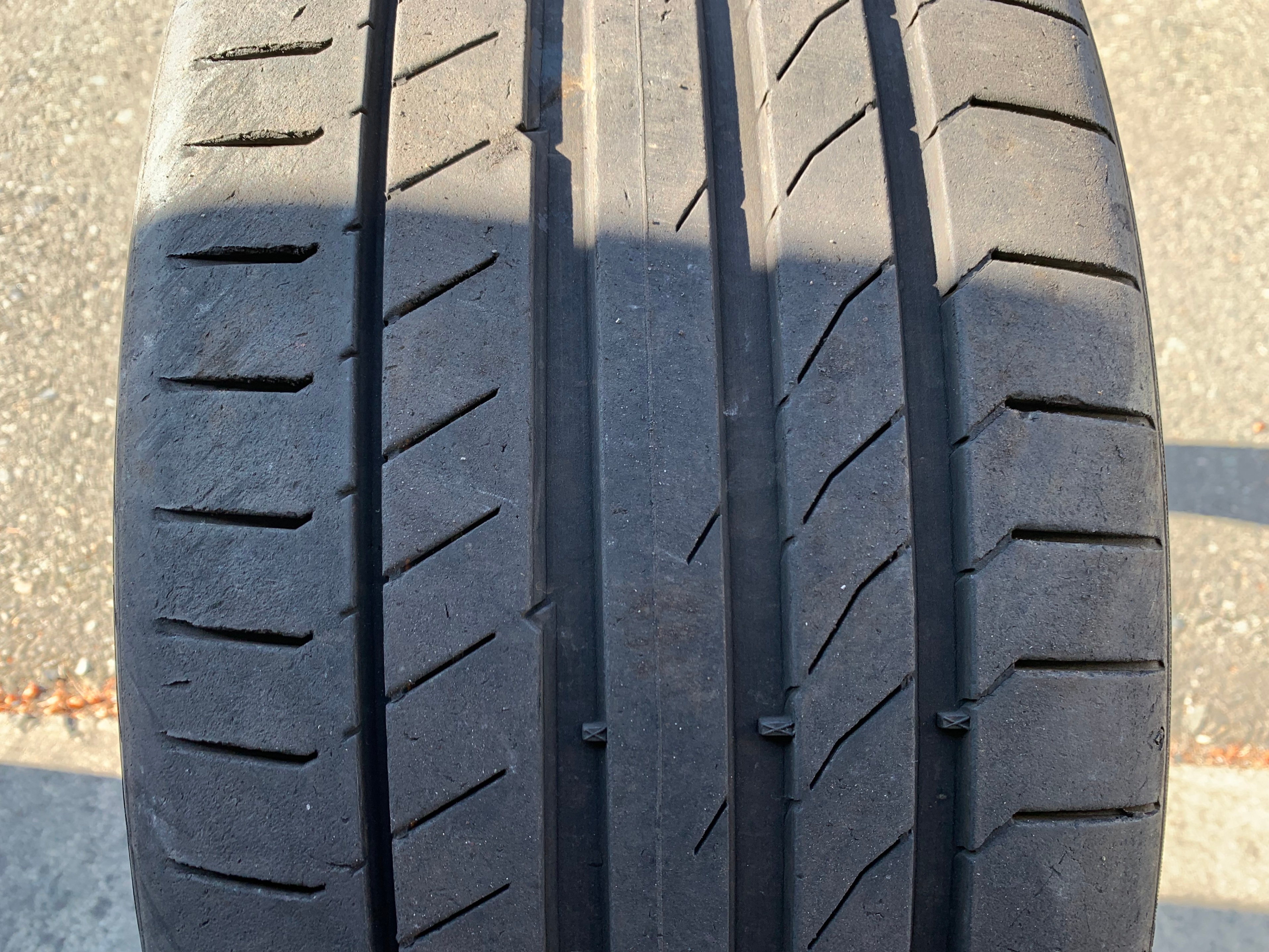1 X single 245/35/21 Continental Sport contact 5P TO w 70% tread - photo 2
