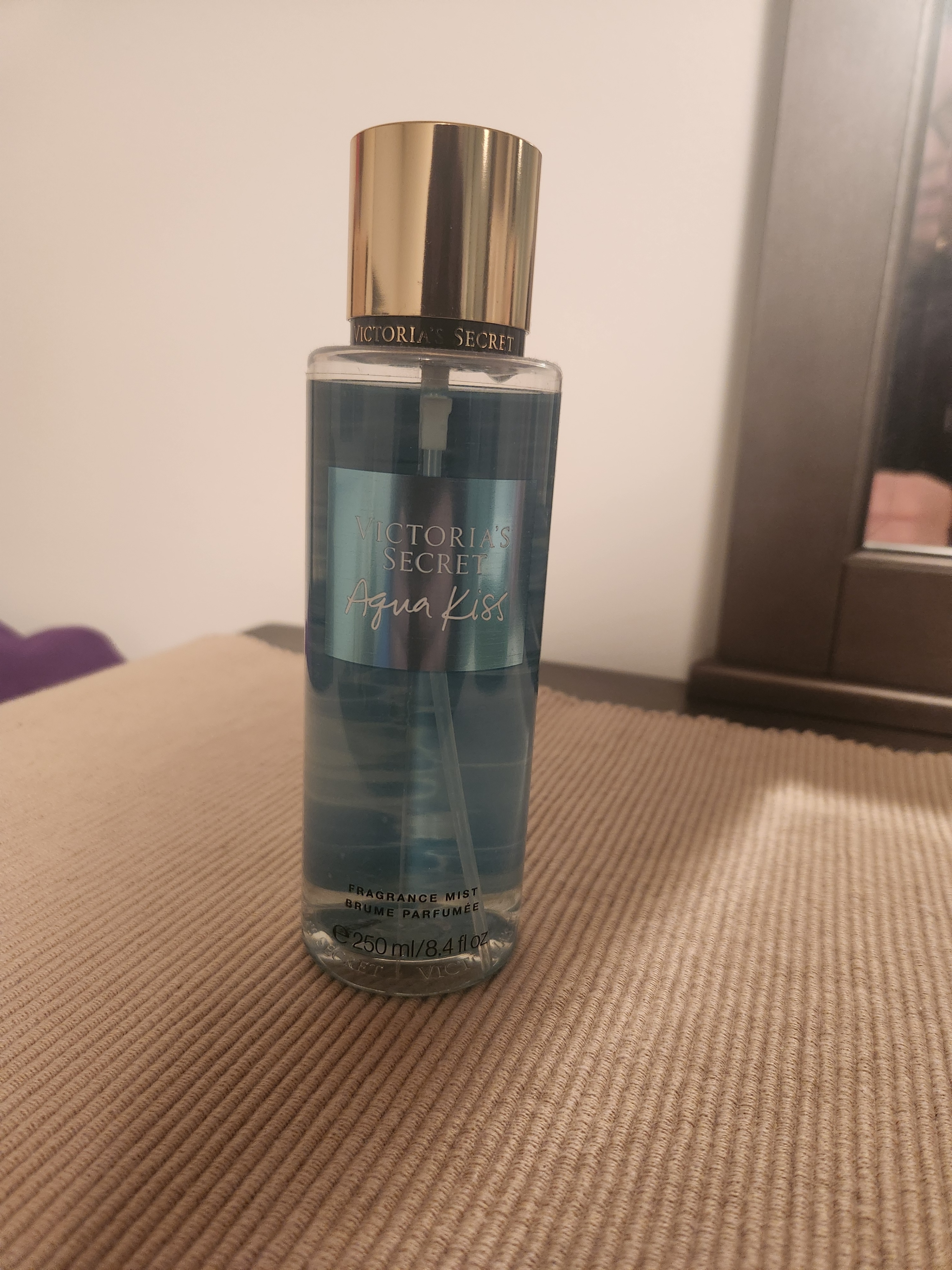 VS Aqua Kiss Fragrance Mist 250ml