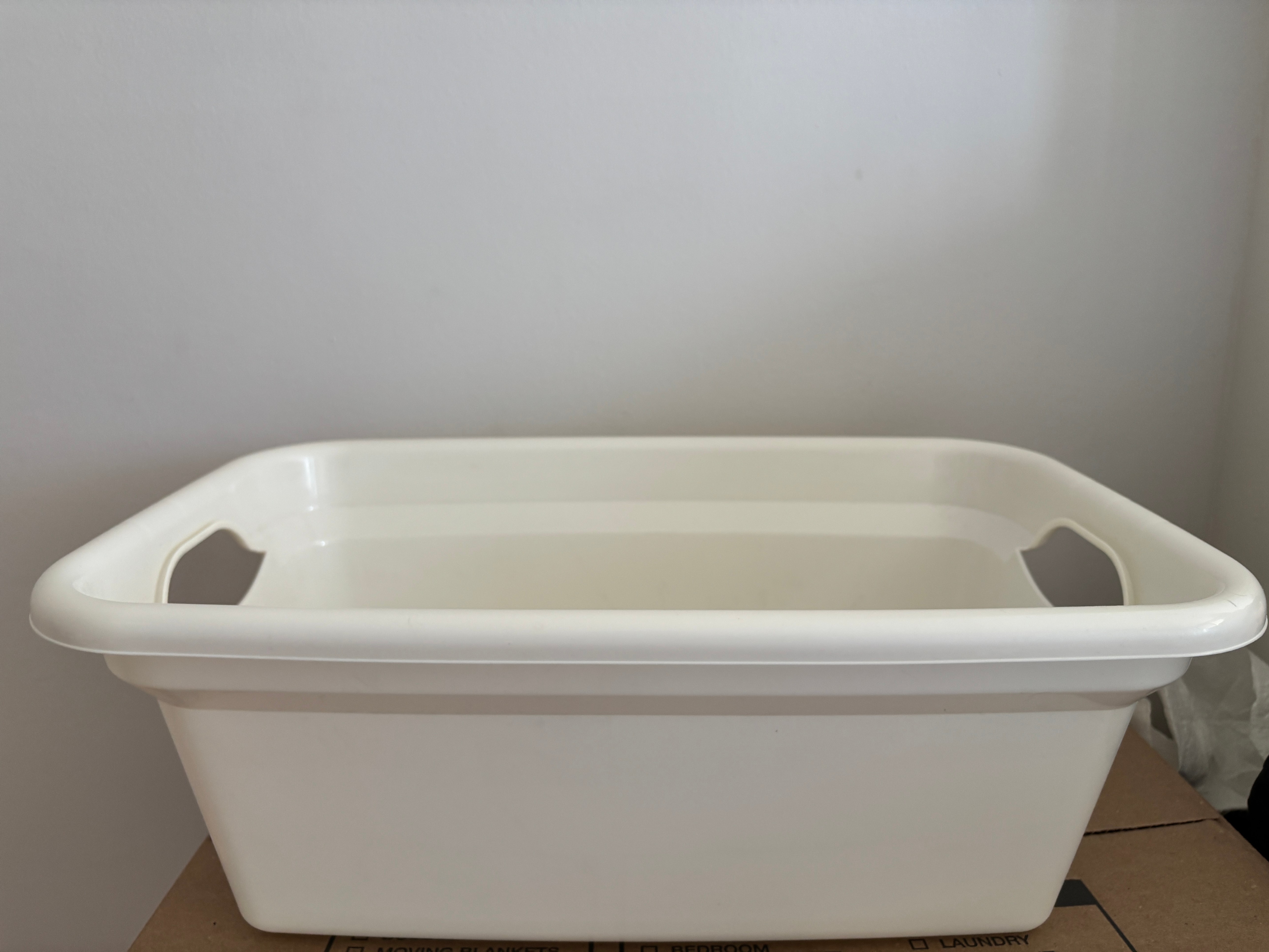 basket/ tub
