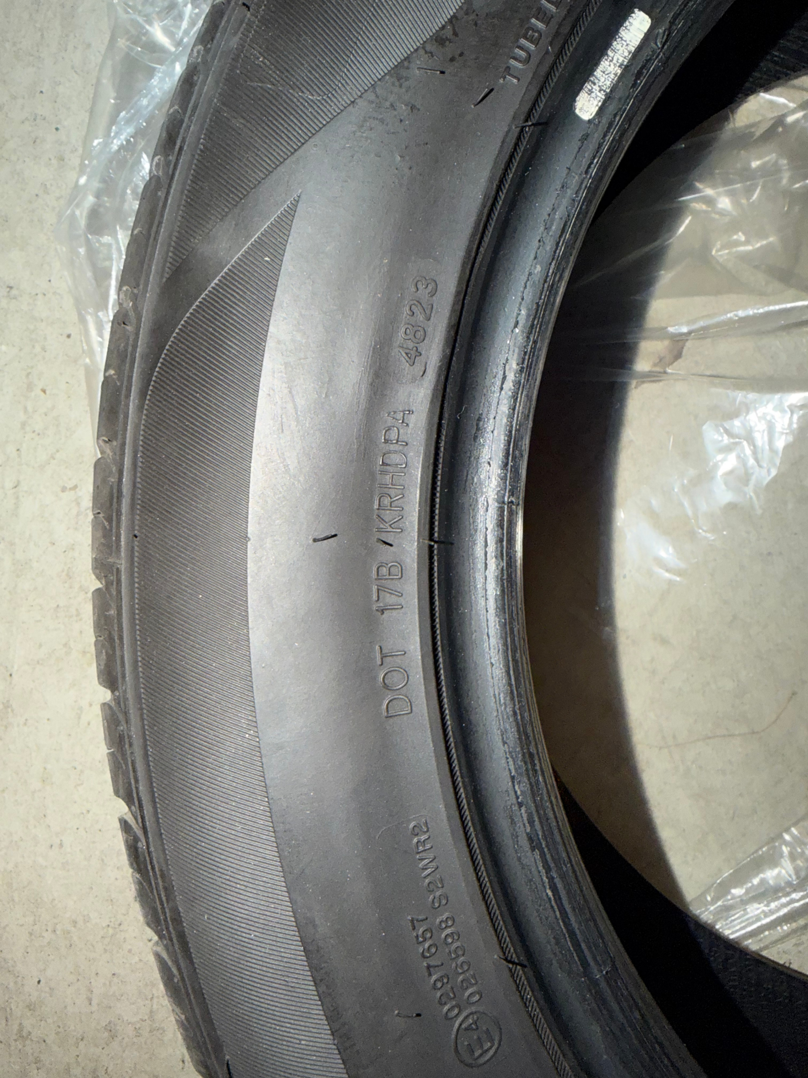 Grenlander L-ZEAL56 225/55R18 All Season Tires Set of 4 - photo 3