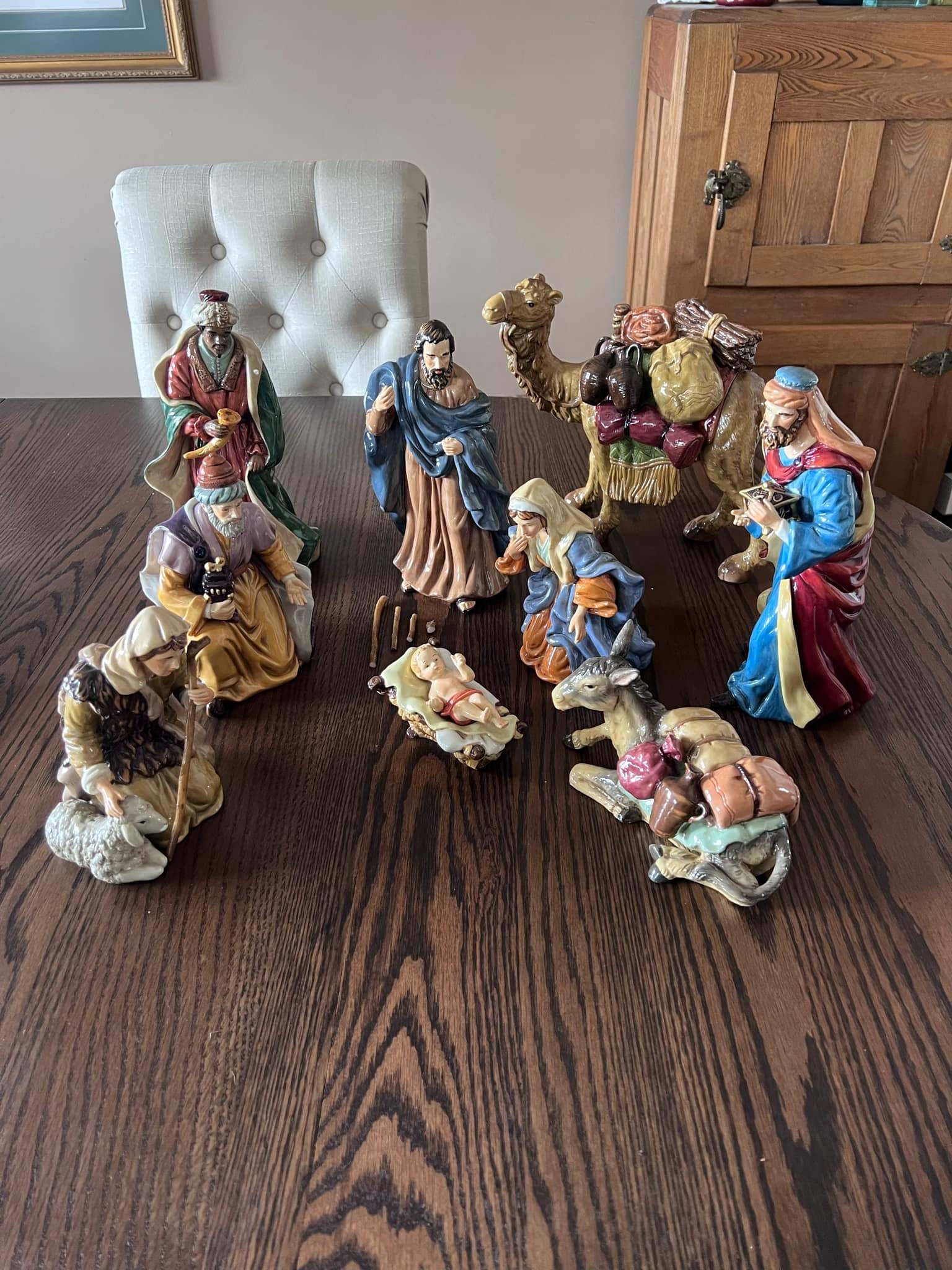 Kirkland Porcelain Nativity Scene (staff is broken needs gluing)