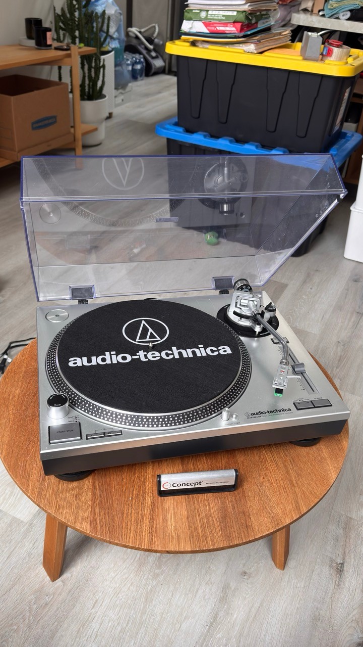 Audio-Technica AT-LP120-USB Direct Drive Turntable - photo 2