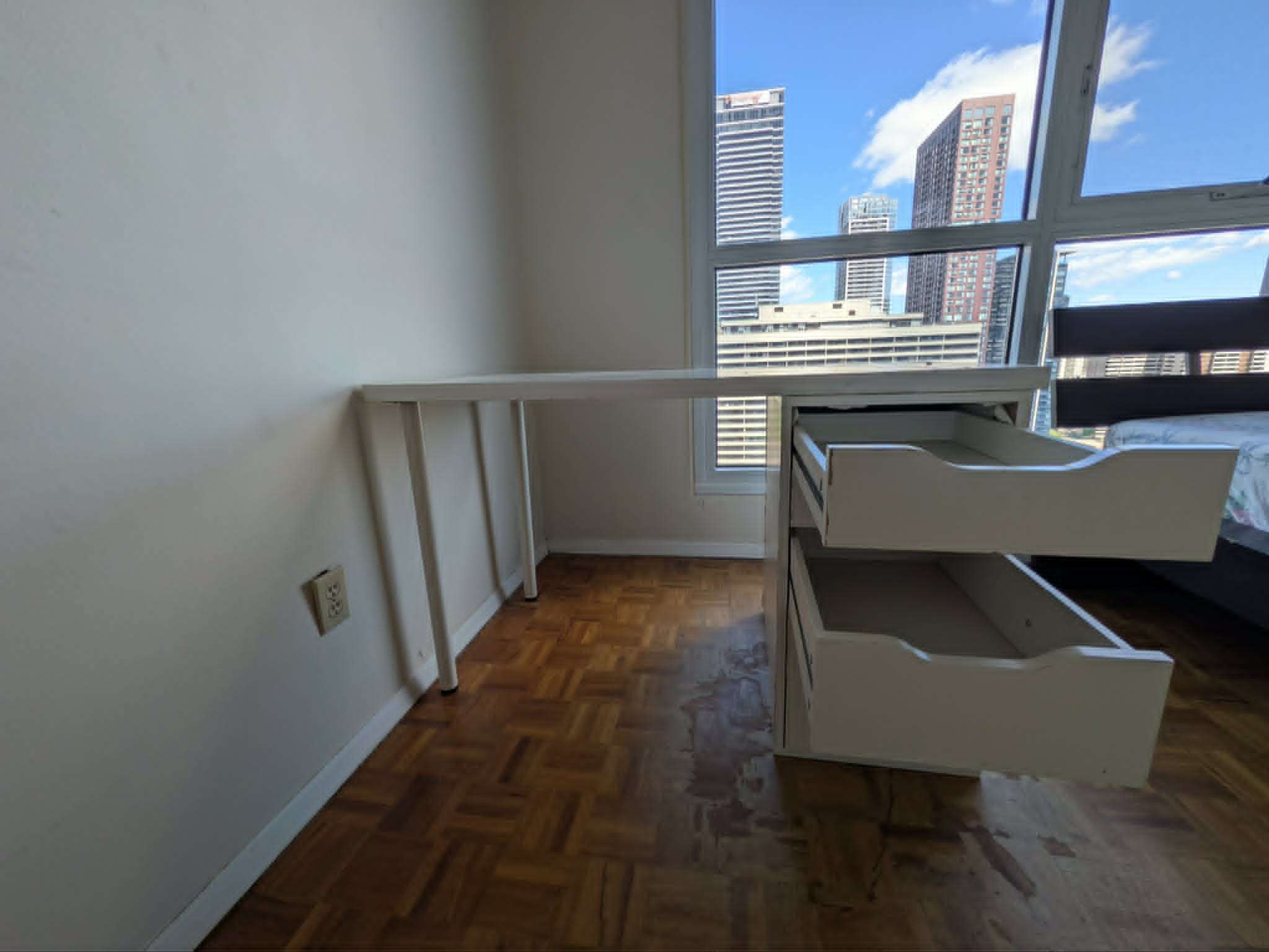 Table + 4 Drawers - photo 2