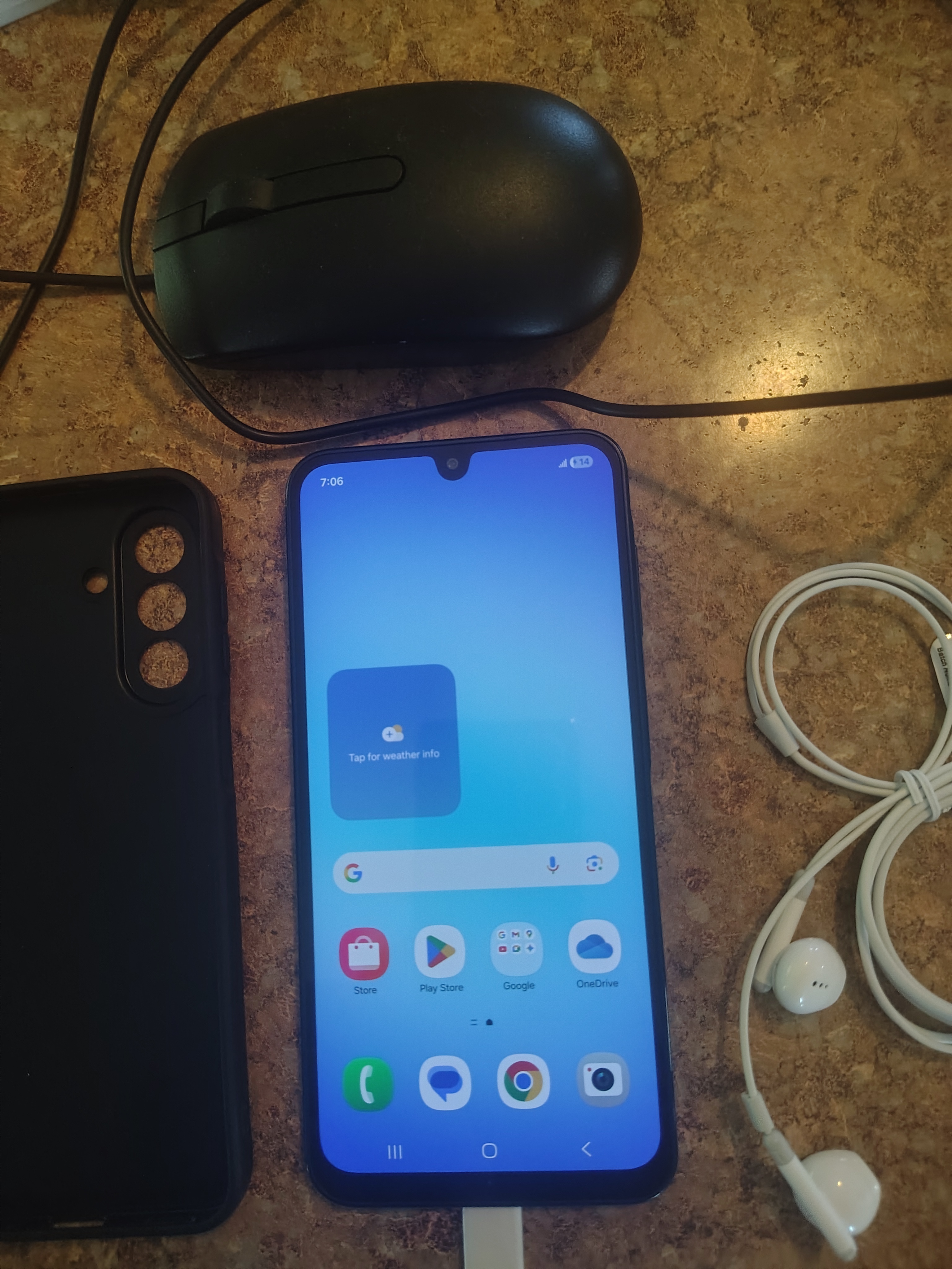 LIKE NEW SAMSUNG A17 5G 2026-ANDROID16-4 GIG RAM-128 GB-5000 MAH