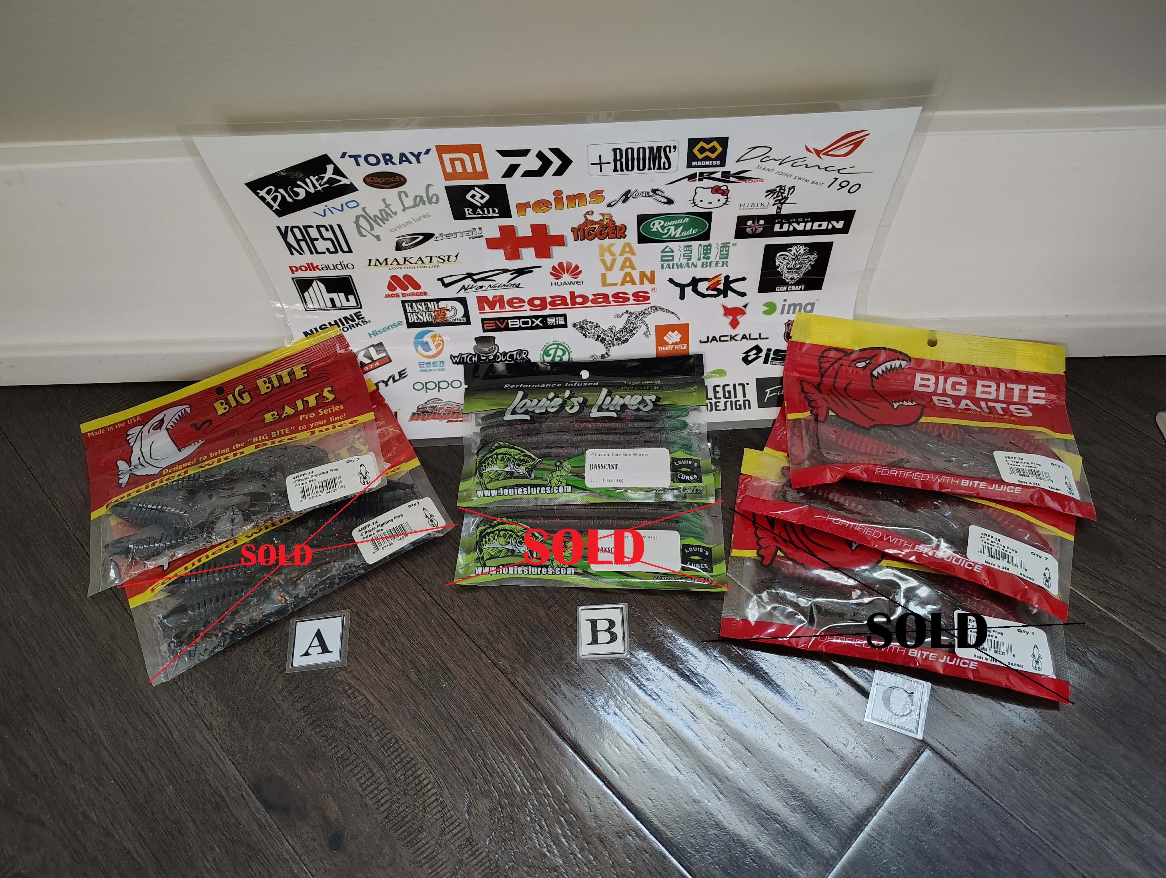 BRAND NEW Big Bite Baits Rojas Fighting Frog Louie's Lures Worm