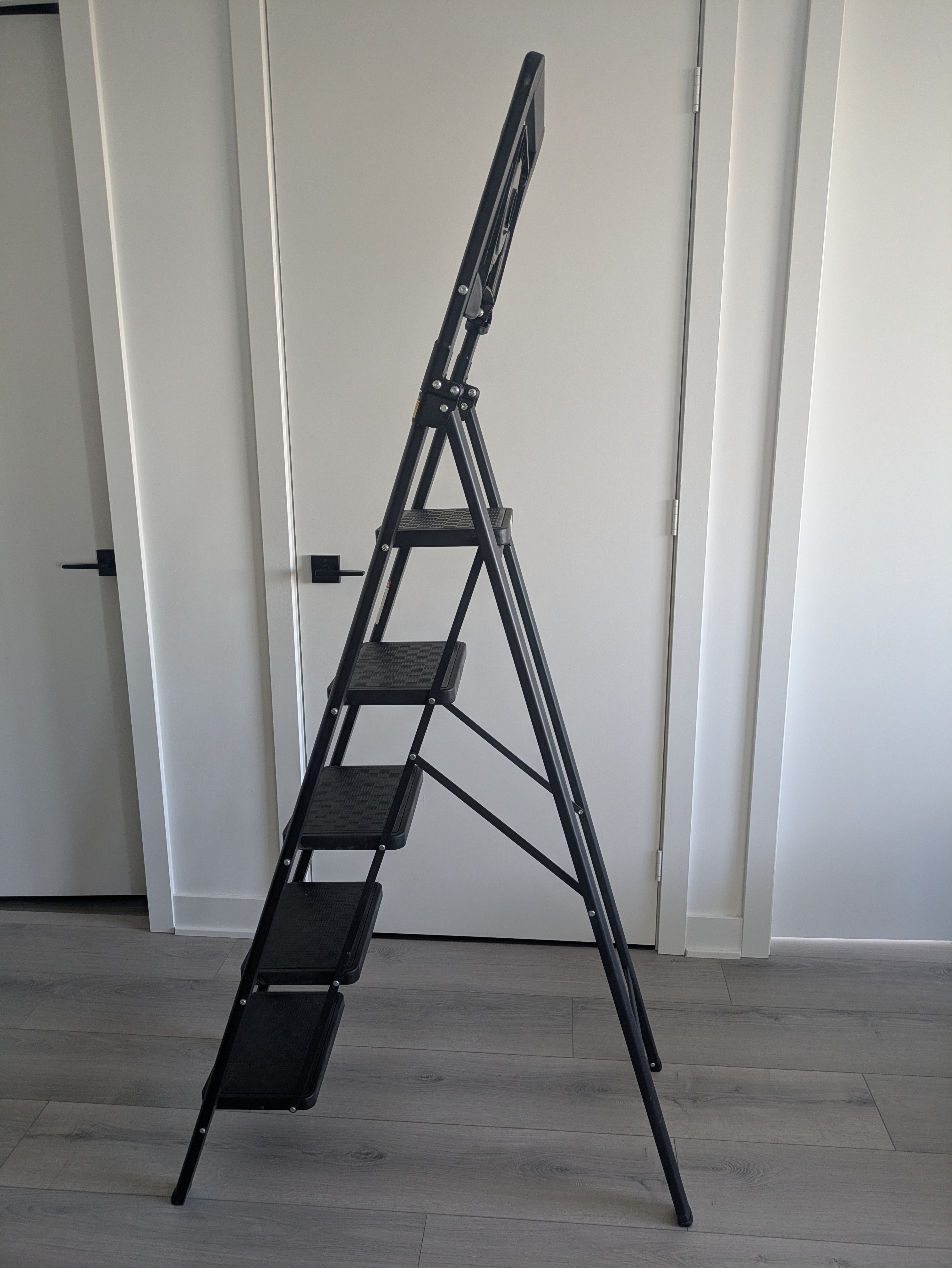 HBTower 5-Step Folding Ladder with Tool Platform - Barely Used - photo 4