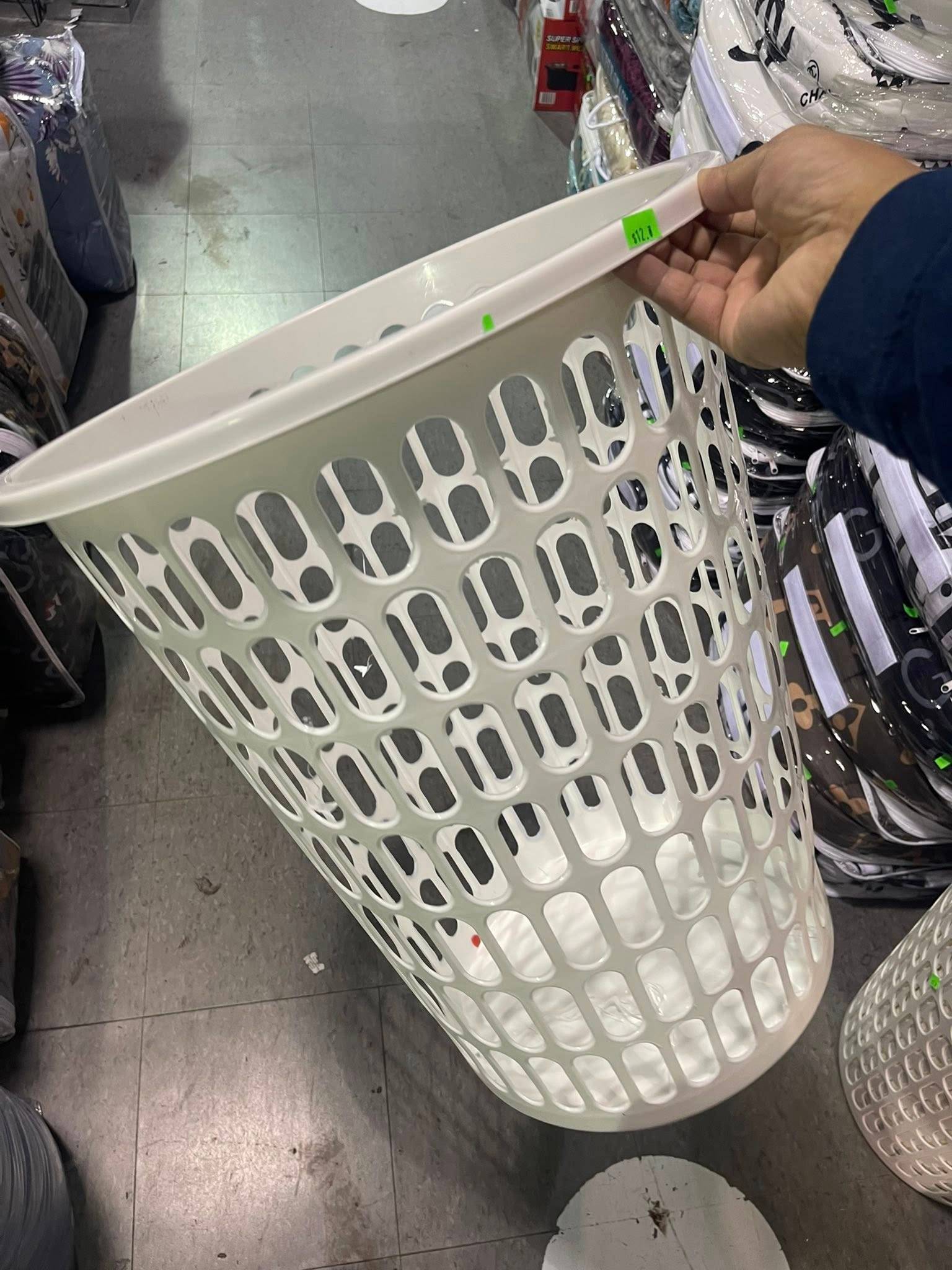 Homeware Laundry Basket with Lid - photo 3