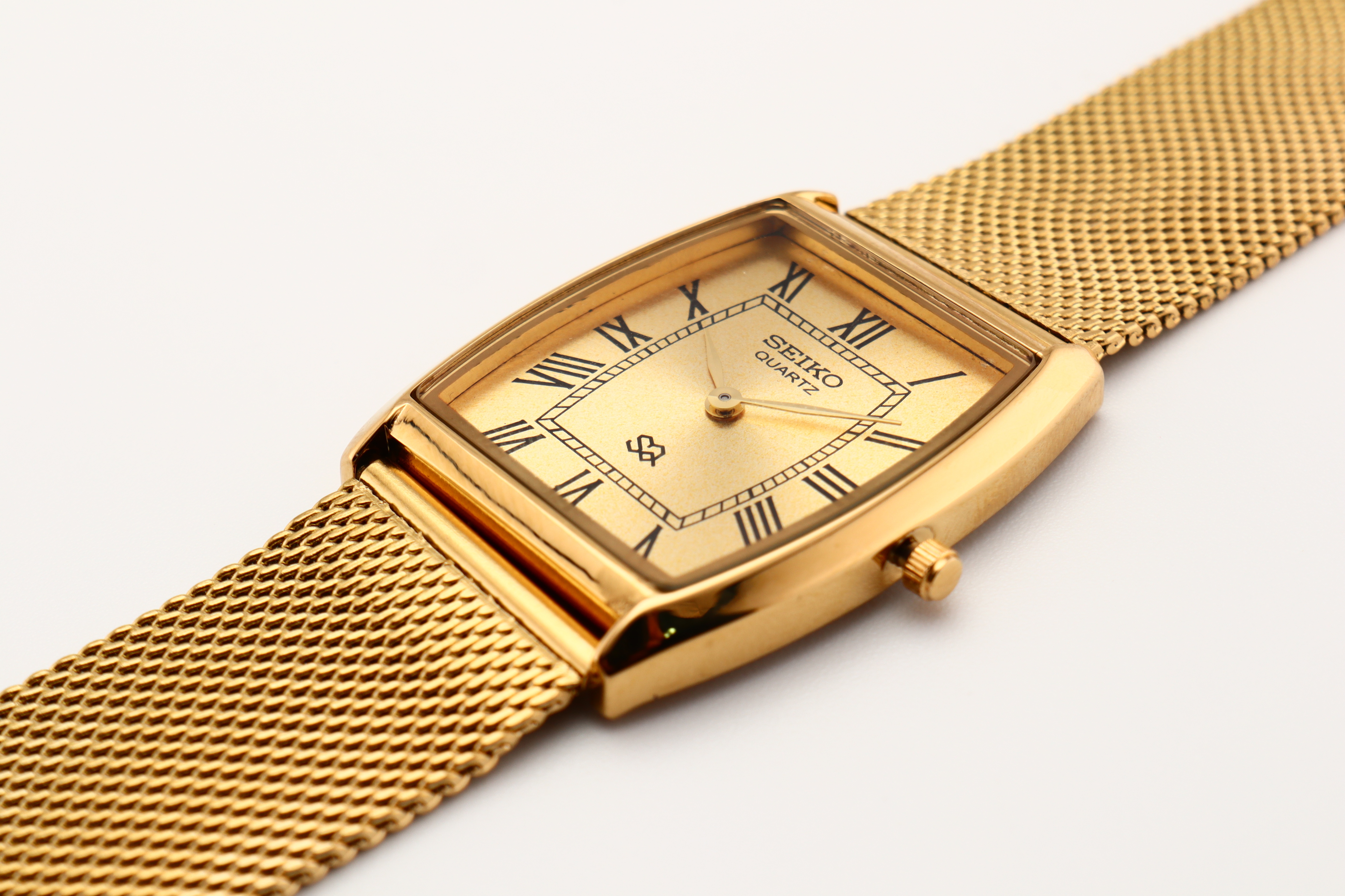 Refurbished Vintage Barrel Tank Men’s Watch - photo 5