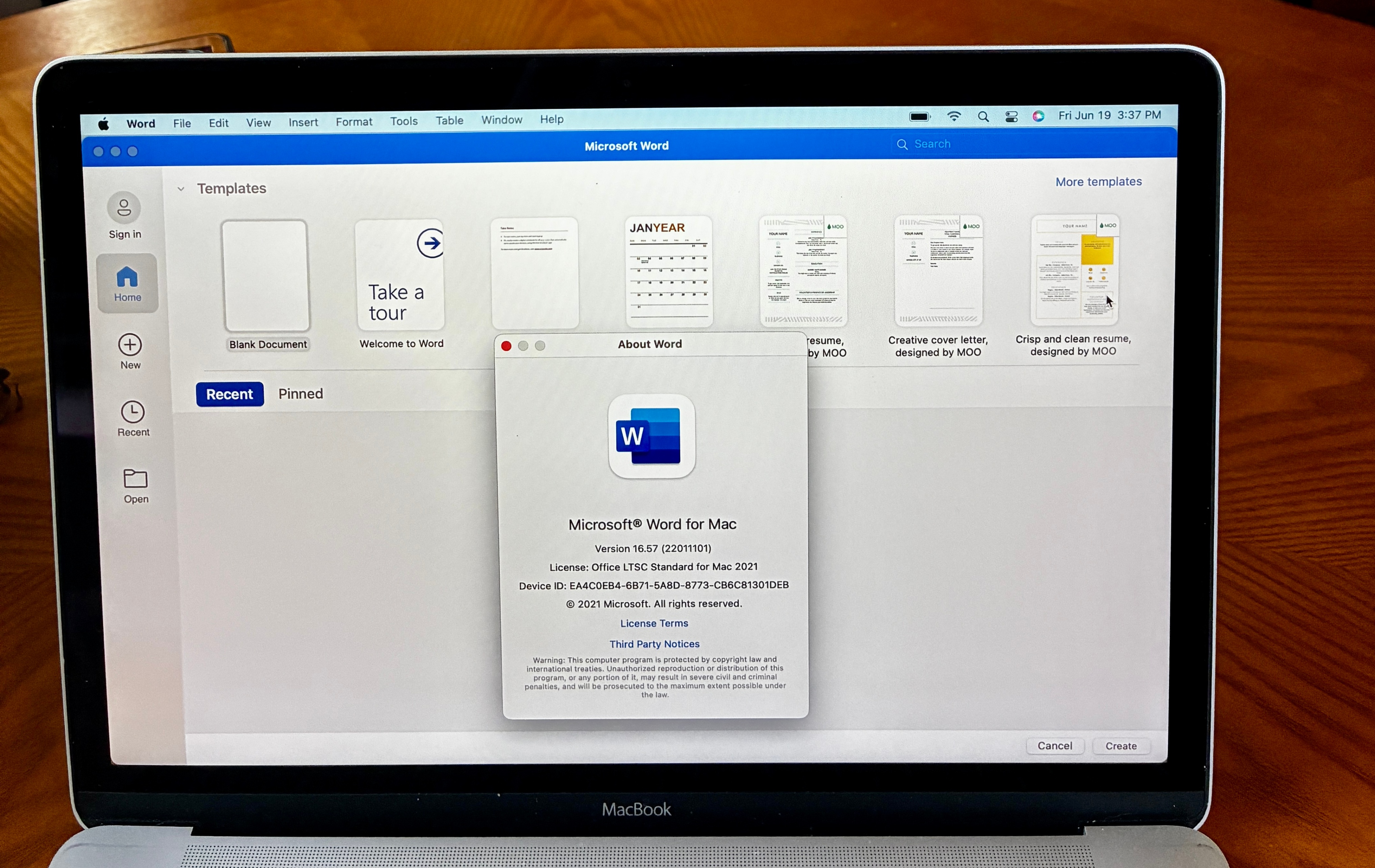 Apple MacBook Retina Display PLUS BONUS!! - photo 5