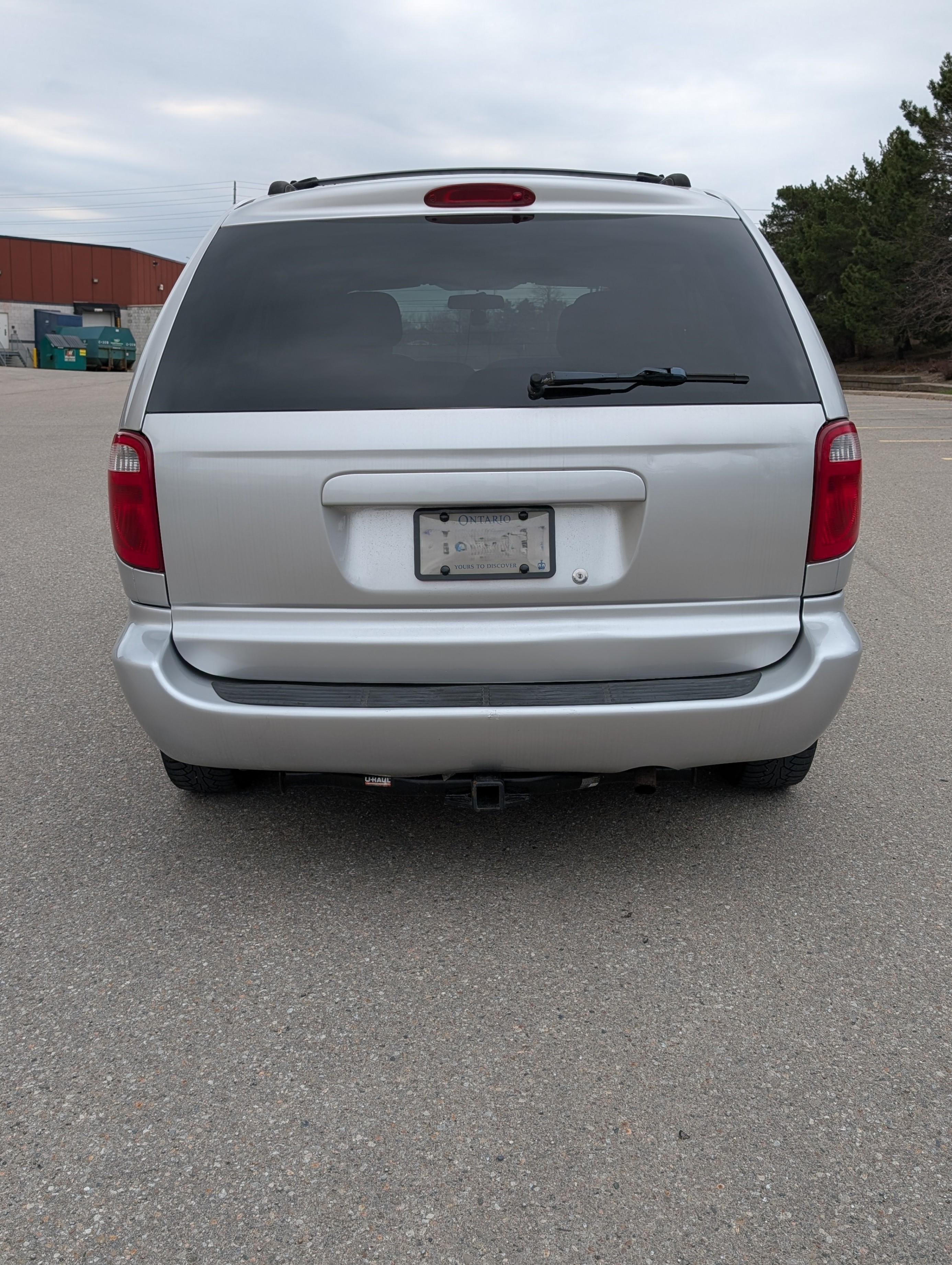 8 Seater Dodge Caravan with Tow package - photo 4