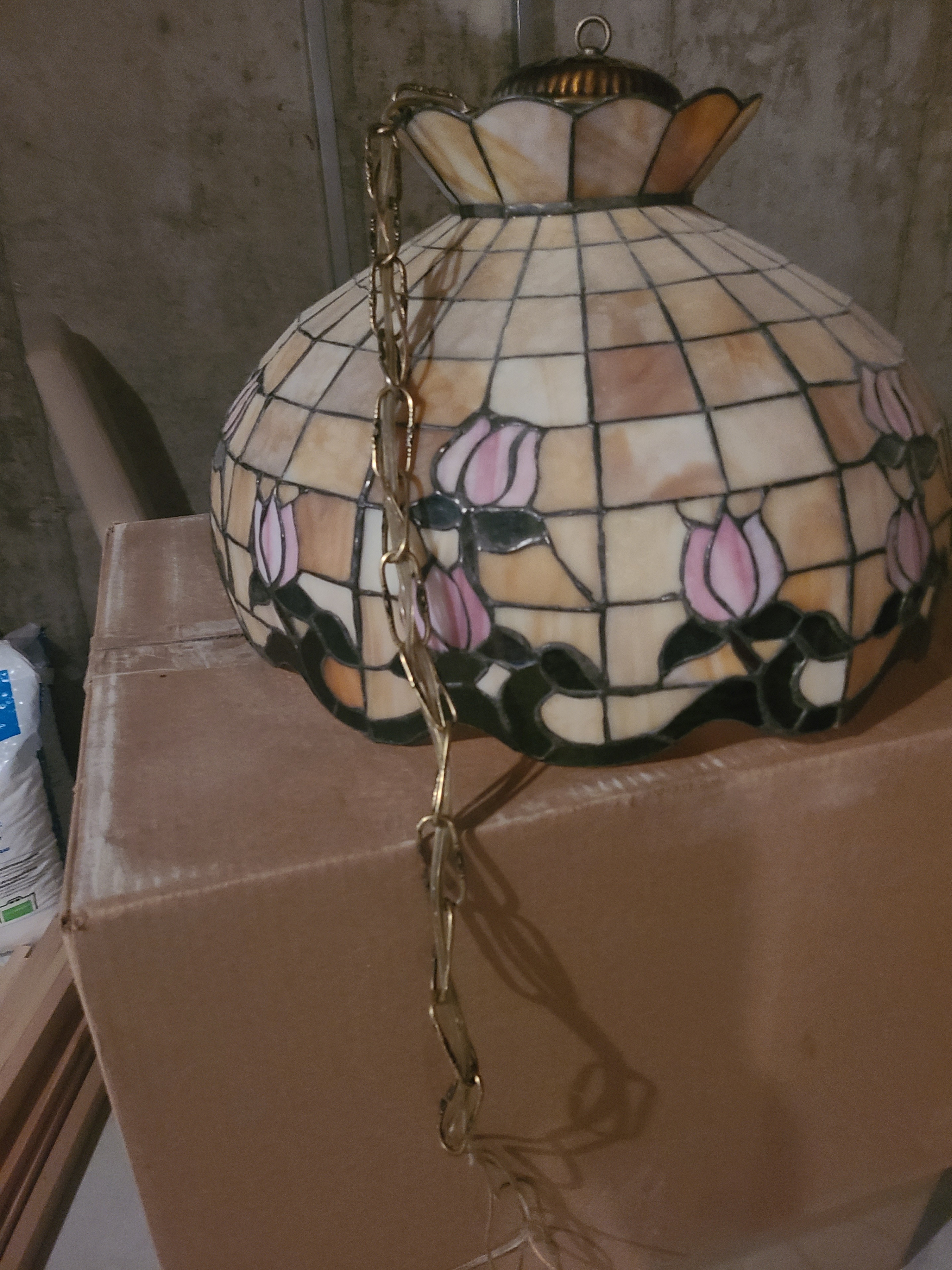 Stained Glass Lamp Shade with Pink Tulips - photo 2