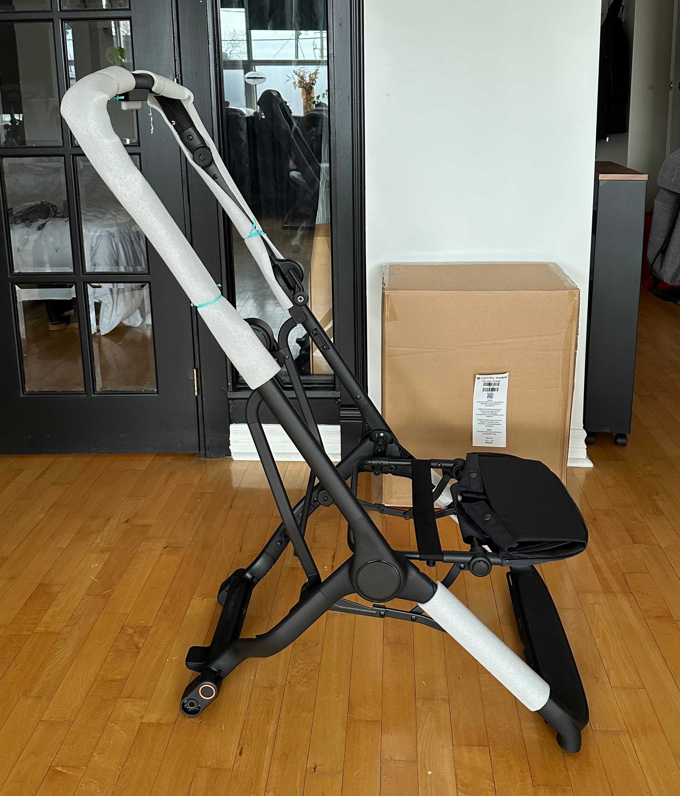 Ergobaby Metro 3 Travel Stroller Frame