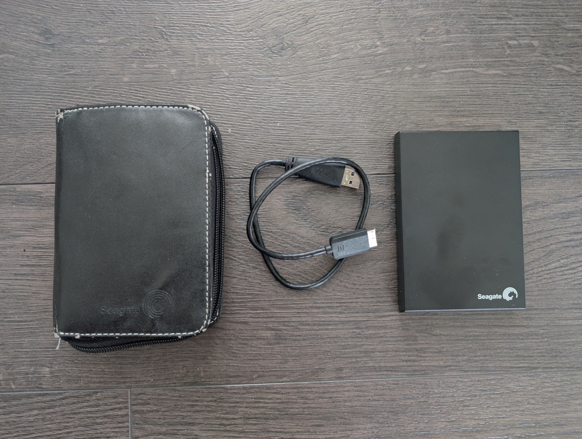 Seagate 2TB Portable HDD with case (low power-on usage hours)