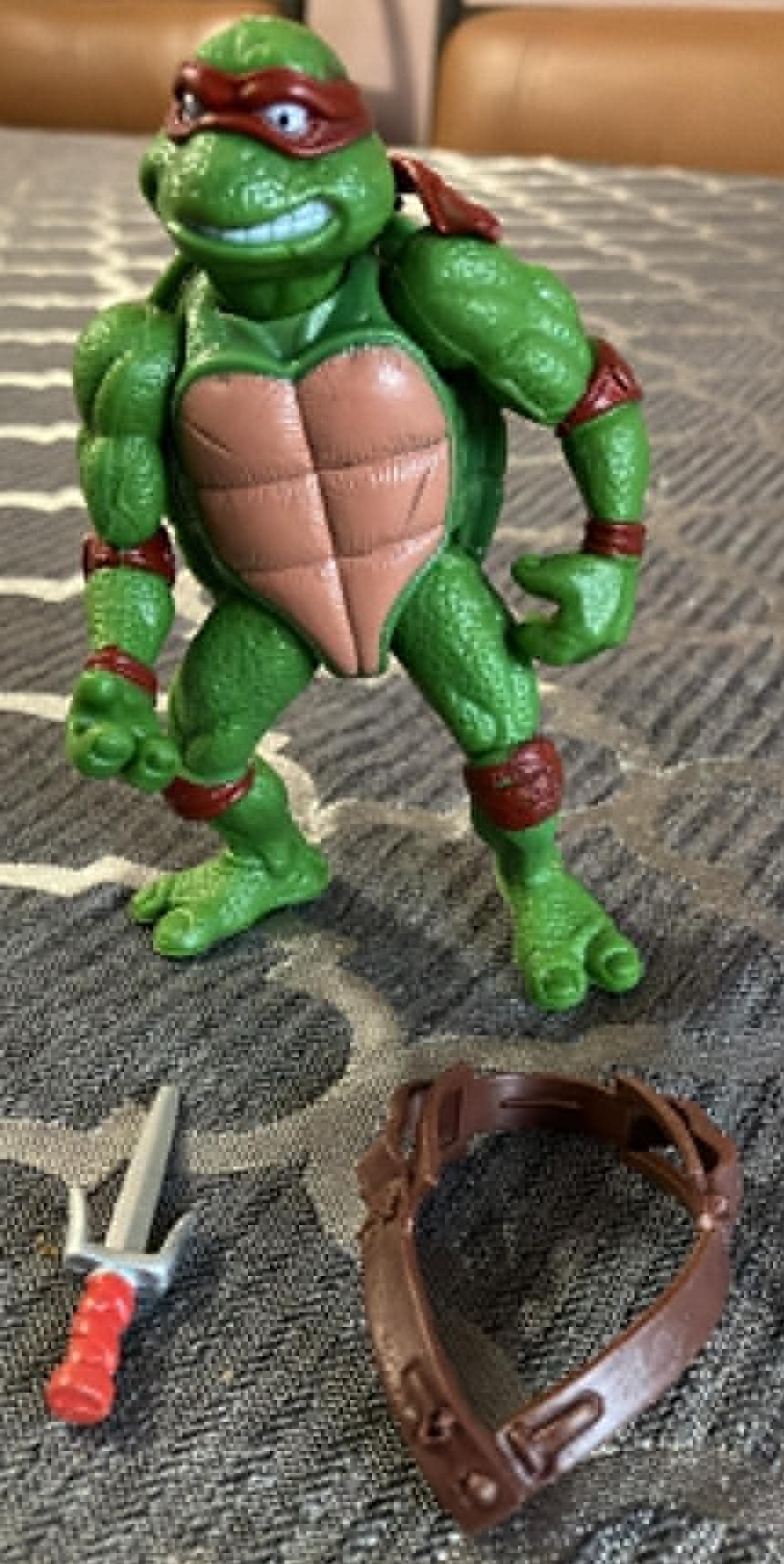Teenage Mutant Ninja Turtles Raphael Action (New) - 4 Inches