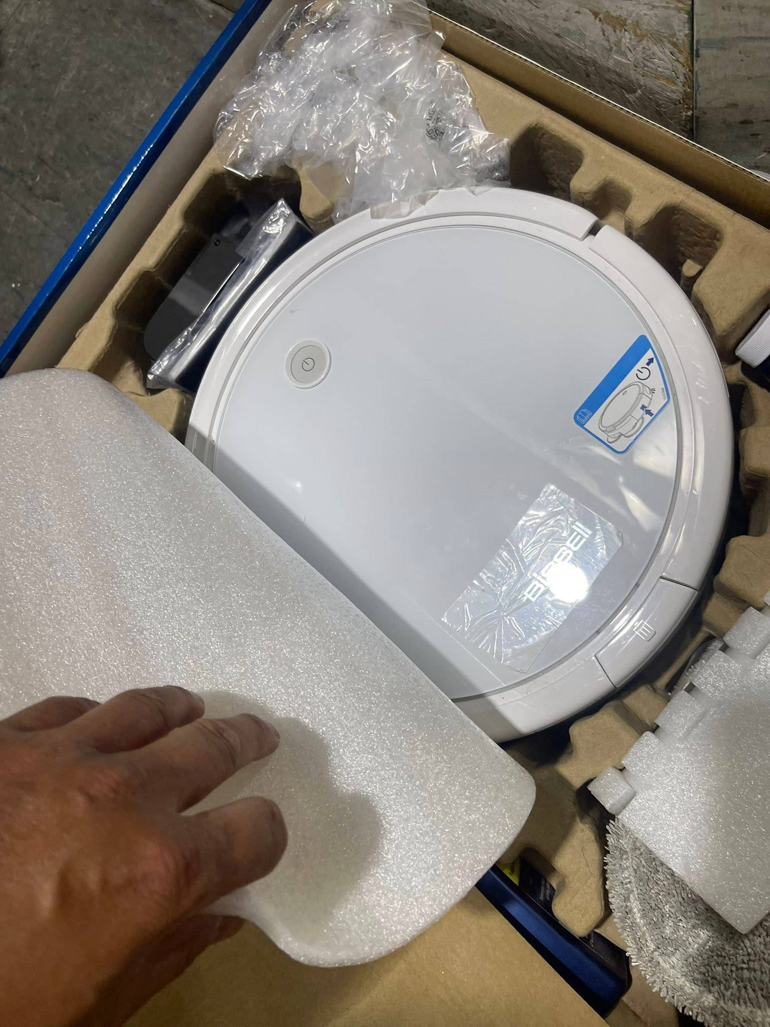 Bissell - Robot Vacuum - Spinwave® - 2-in-1 Wet Mop Dry - WiFi - photo 4