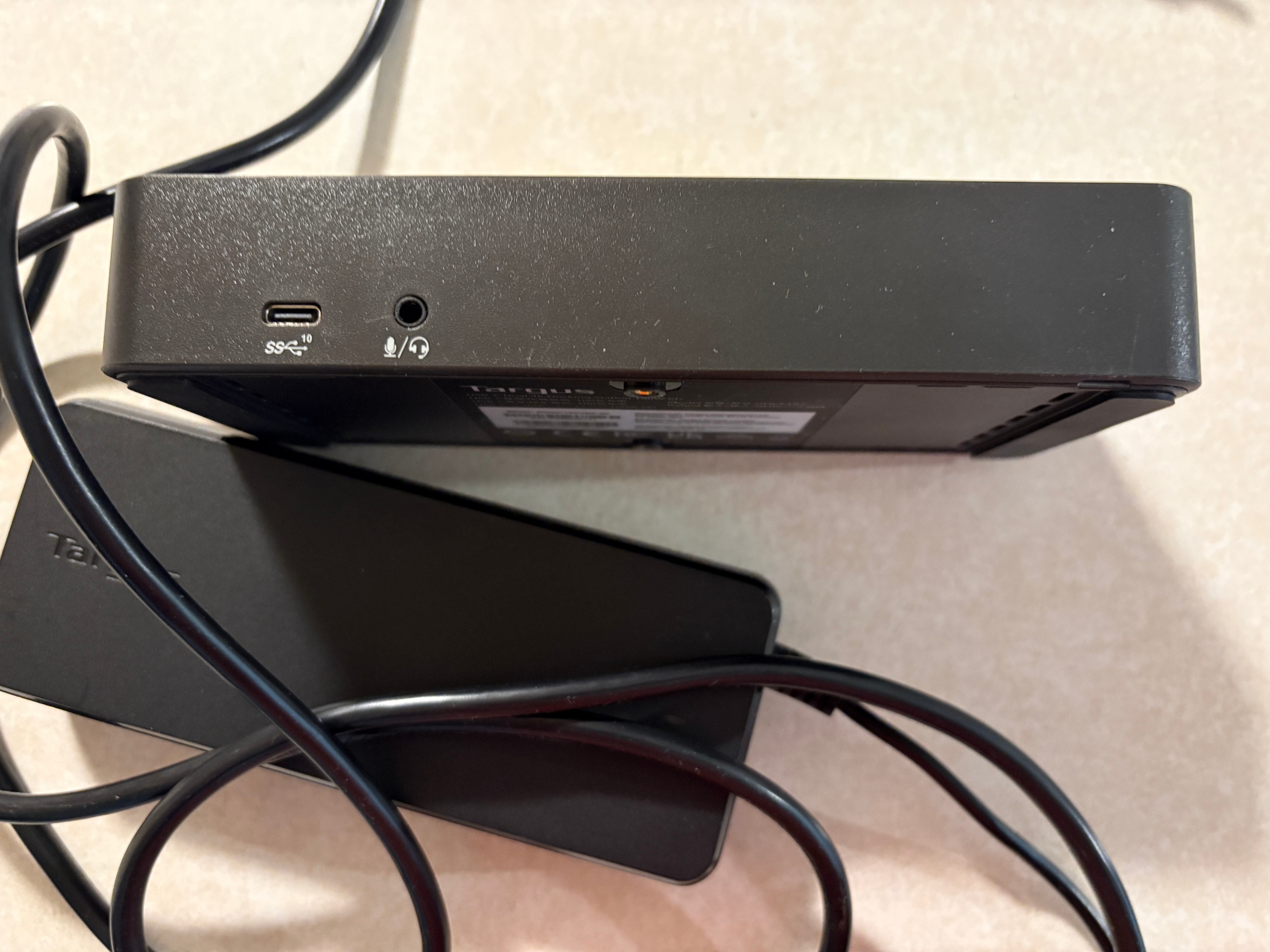 USB-C Universal DV4K Docking Station with 100W Power Delivery