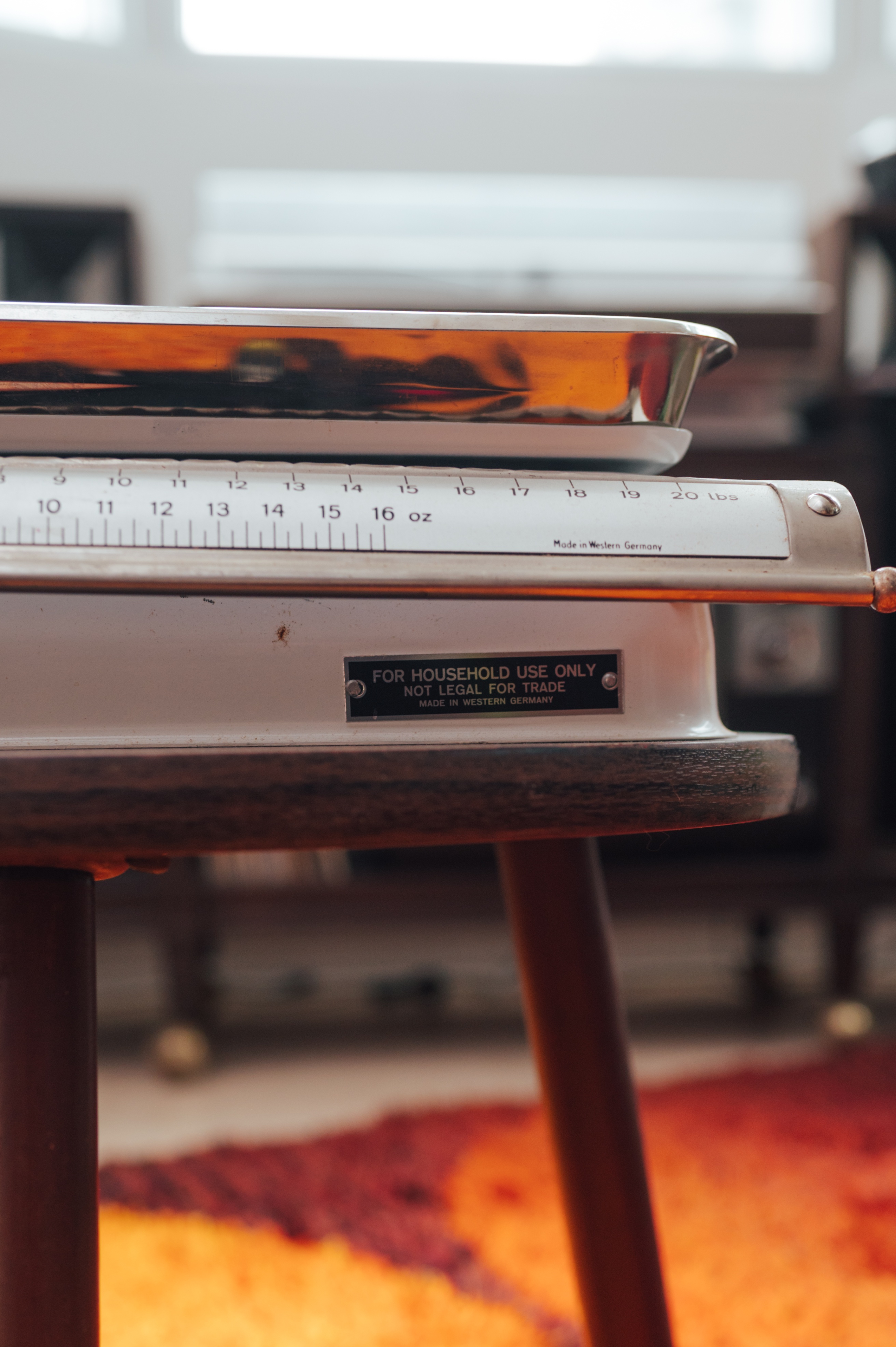 West German Kitchen Scale with Original Box - photo 2