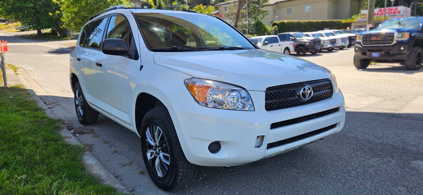 2008 Toyota RAV4 FWD - photo 4