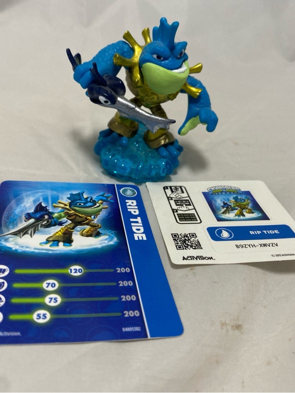 Skylanders Swap Force RIP TIDE Series 1 Figure w/ Card & Sticker