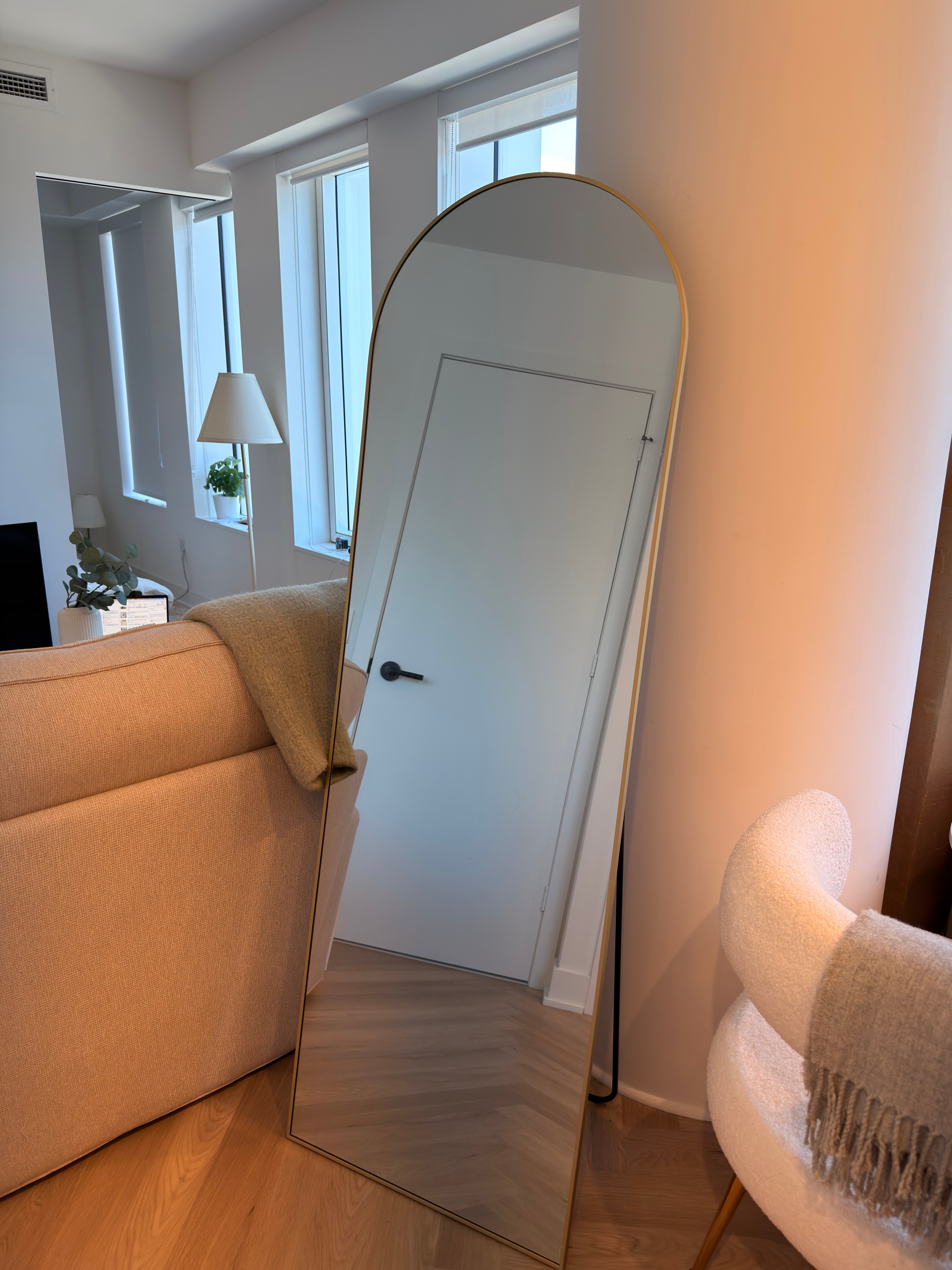 ✨ Beautiful Gold Arched Full-Length Mirror – Like New
