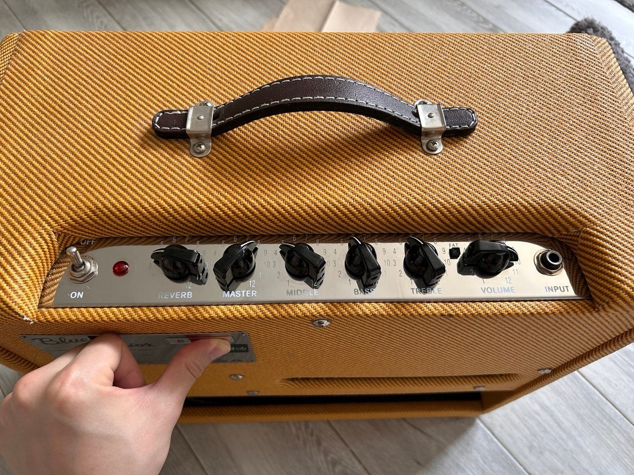Fender Blues Junior 15-watt 1 x 12-inch - Lacquered Tweed - photo 3